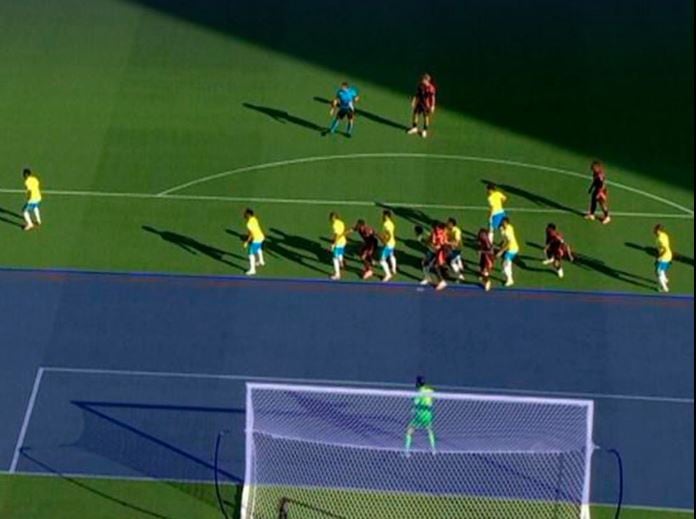 Davinson Sánchez offside colombia brasil