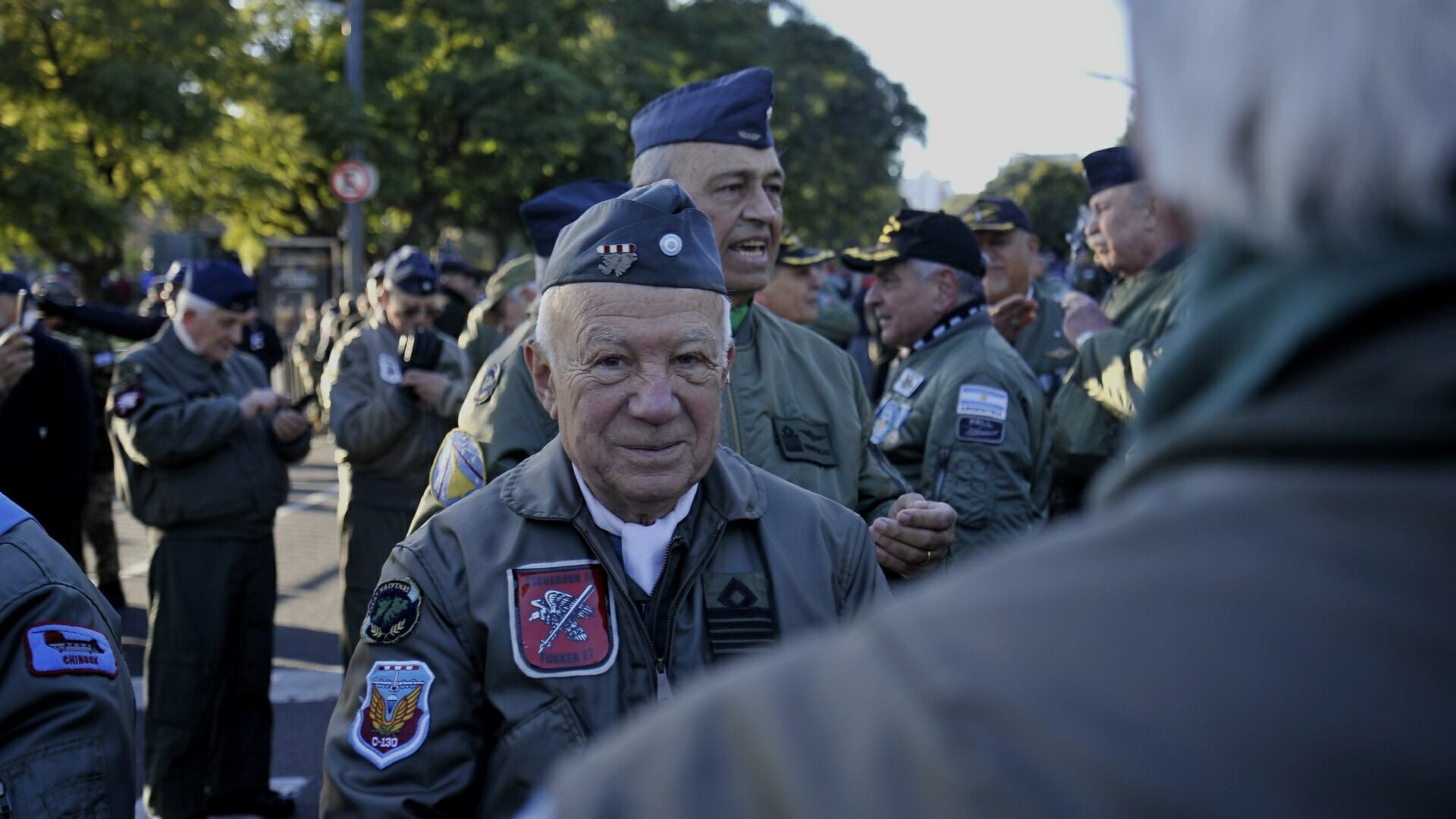 Desfile militar por el 9 de Julio