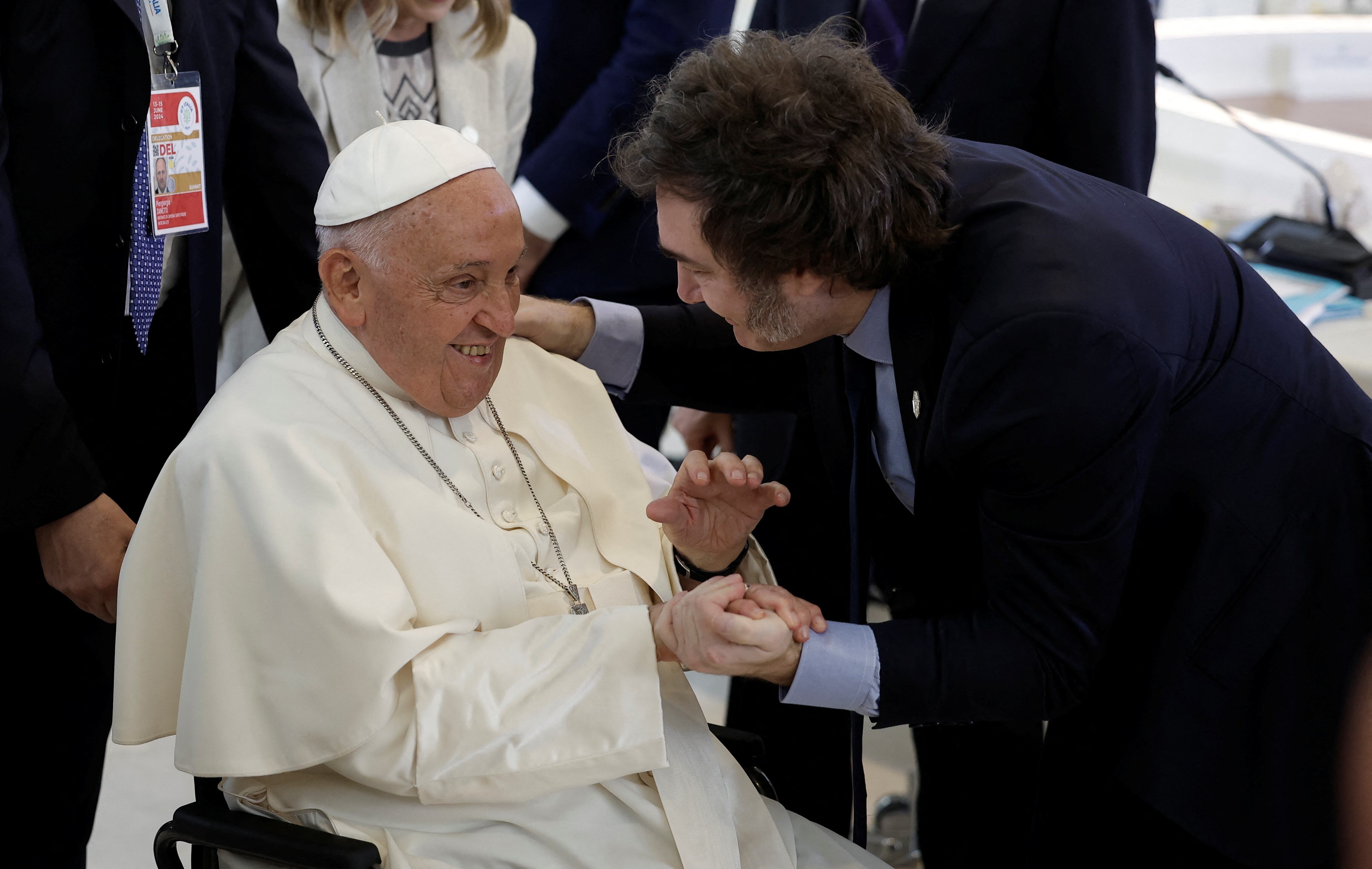 Milei saluda al papa Francisco