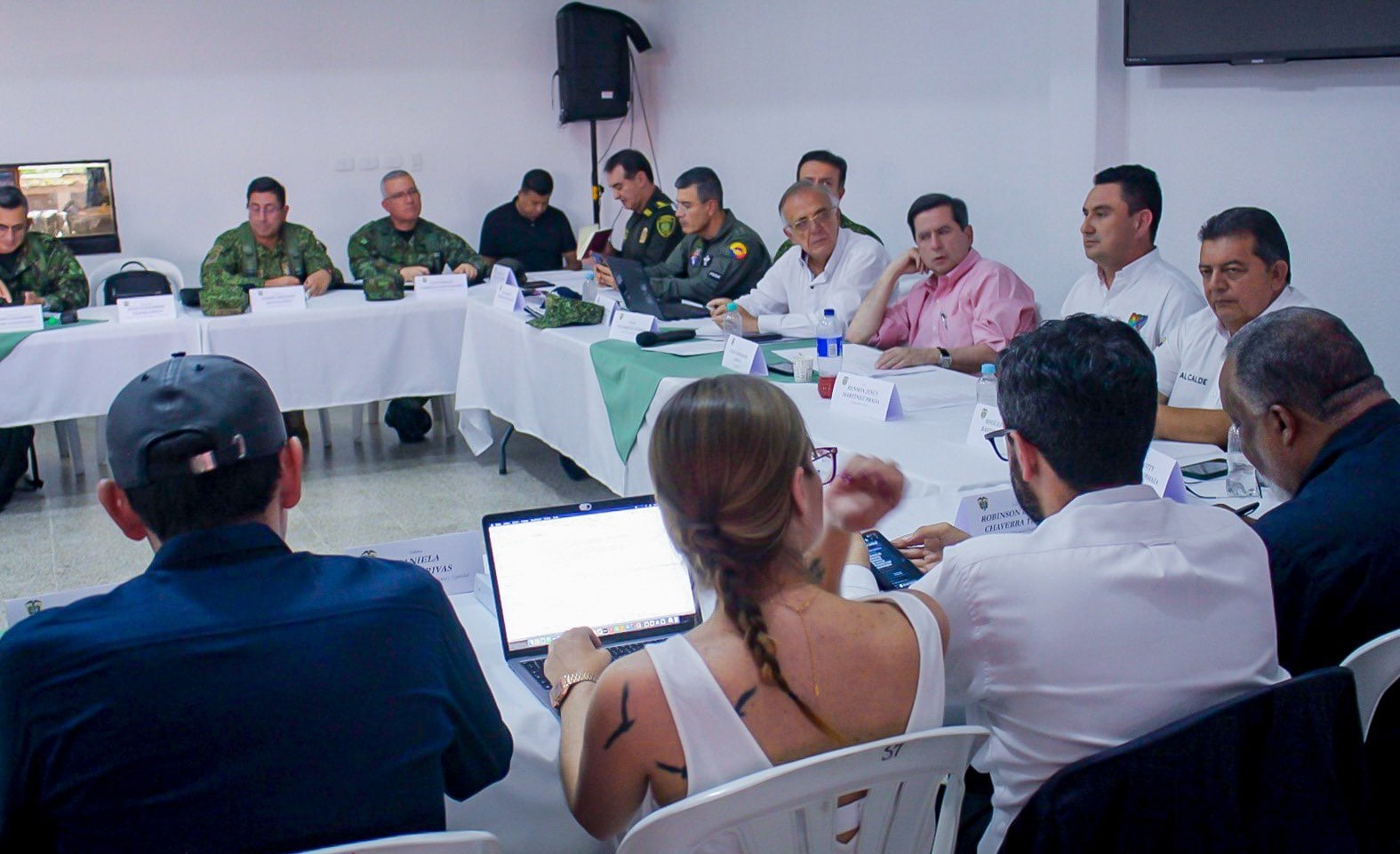 En el consejo de Seguridad también participó el ministro del Interior, Juan Fernando Cristo - crédito @Mindefensa/X