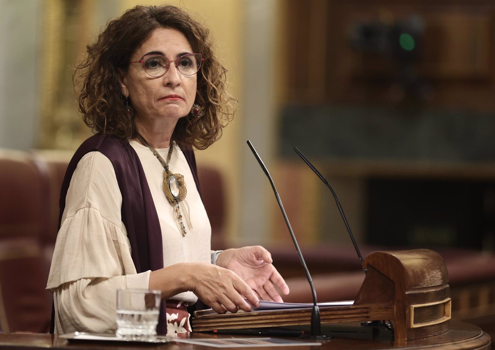 Montero afronta esta semana en el Congreso preguntas de PP y Podemos sobre cómo continuará la legislatura sin apoyos