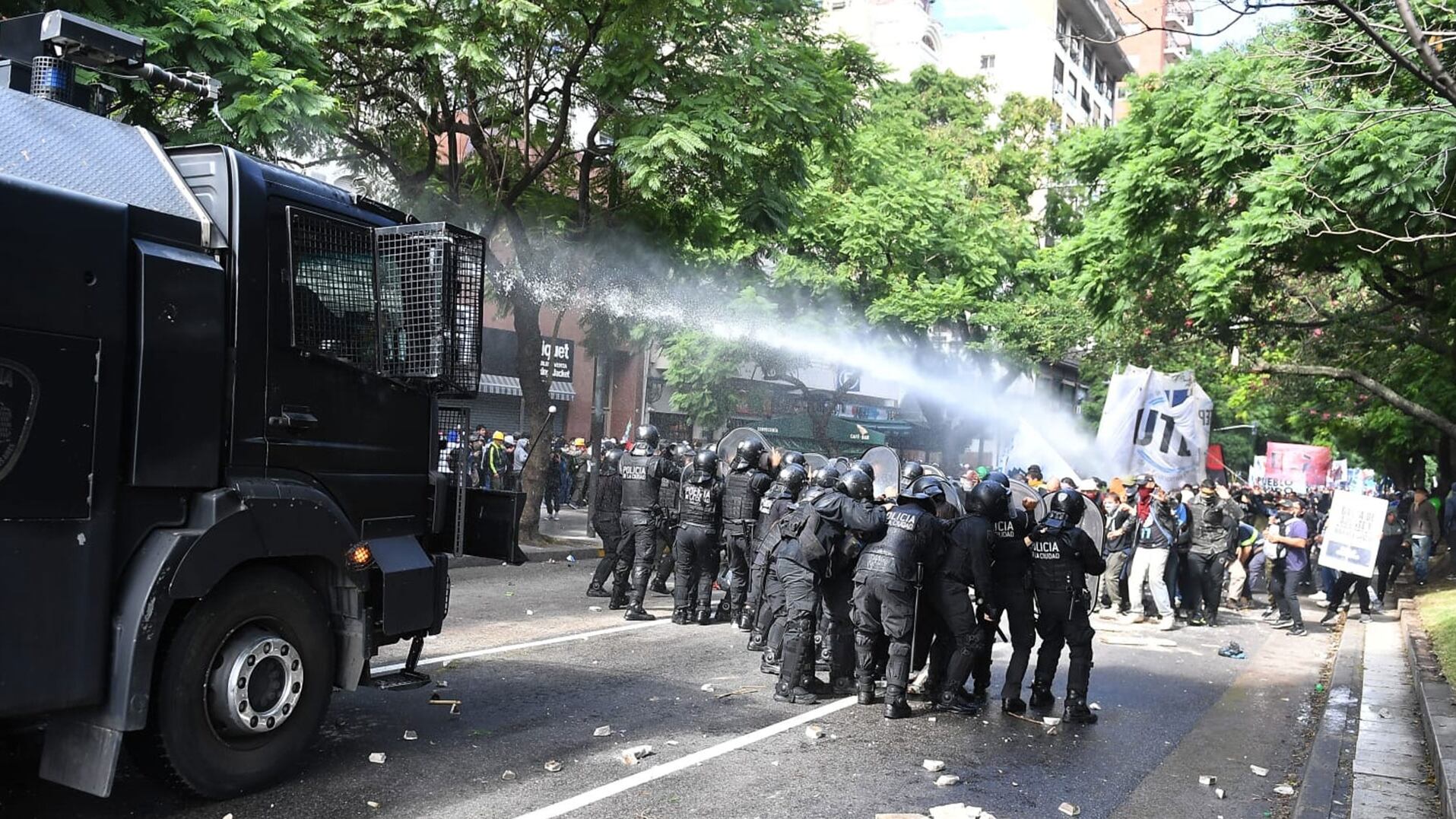 Corte en 9 de Julio - Ex desarrollo social - Movimientos sociales - capital humano incidentes