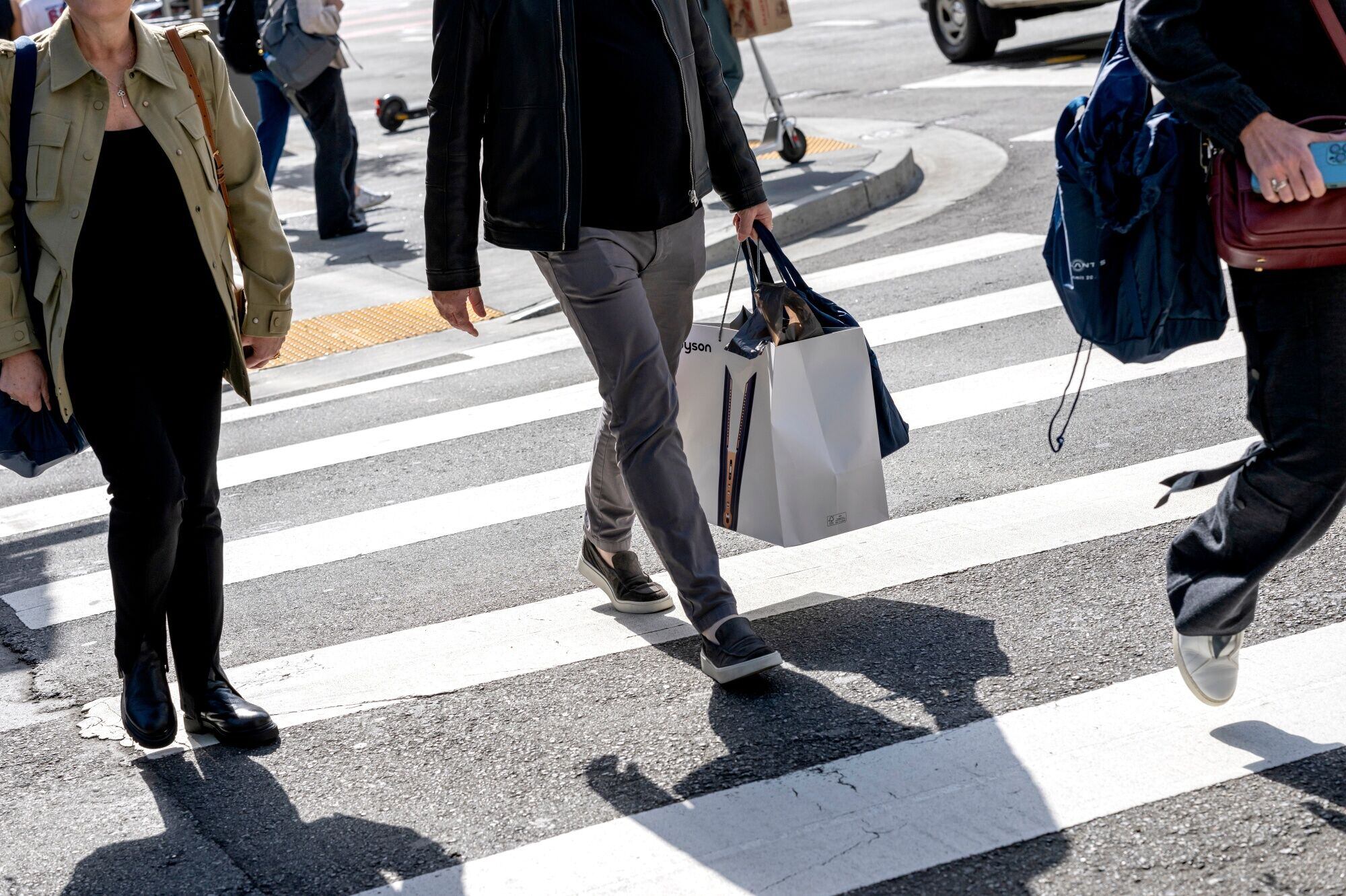 Personas de compras en San Francisco (Bloomberg)