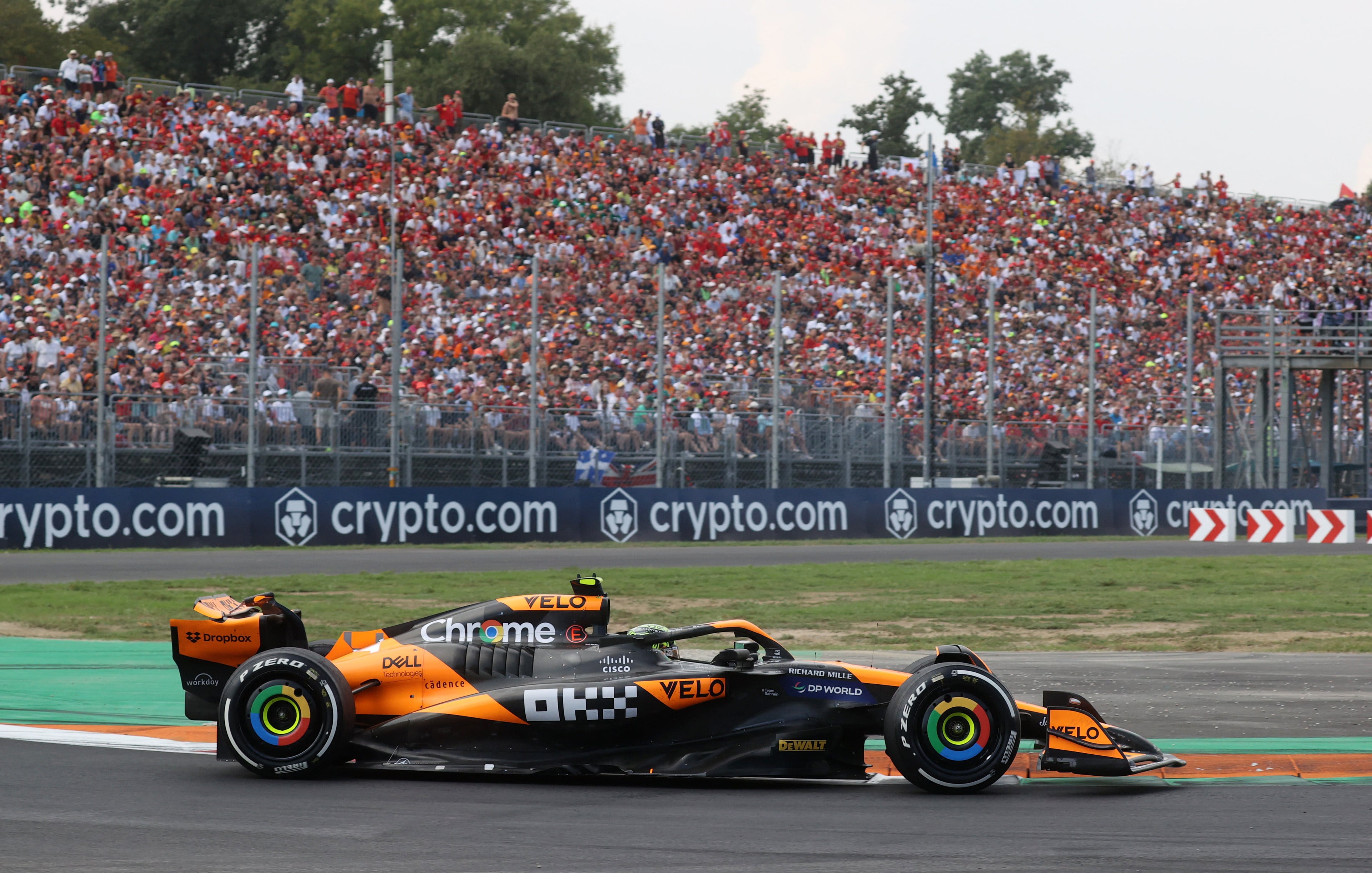 Lando Norris perdió terreno y busca recuperarse en Monza (REUTERS/Bernadett Szabo)