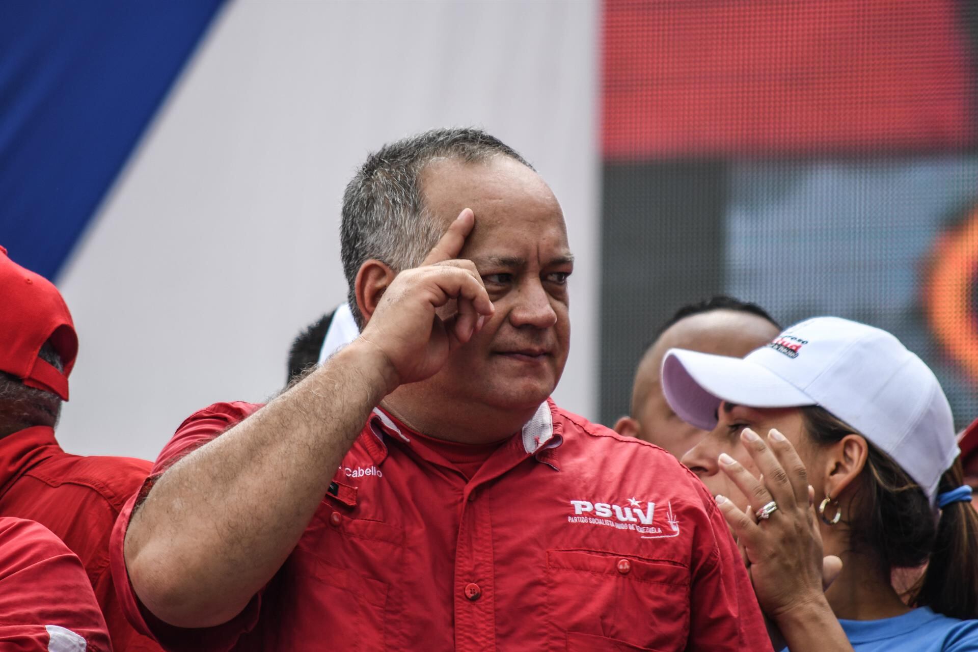 Cabello apoya la decisión de México de no invitar al Rey y asgura que él 