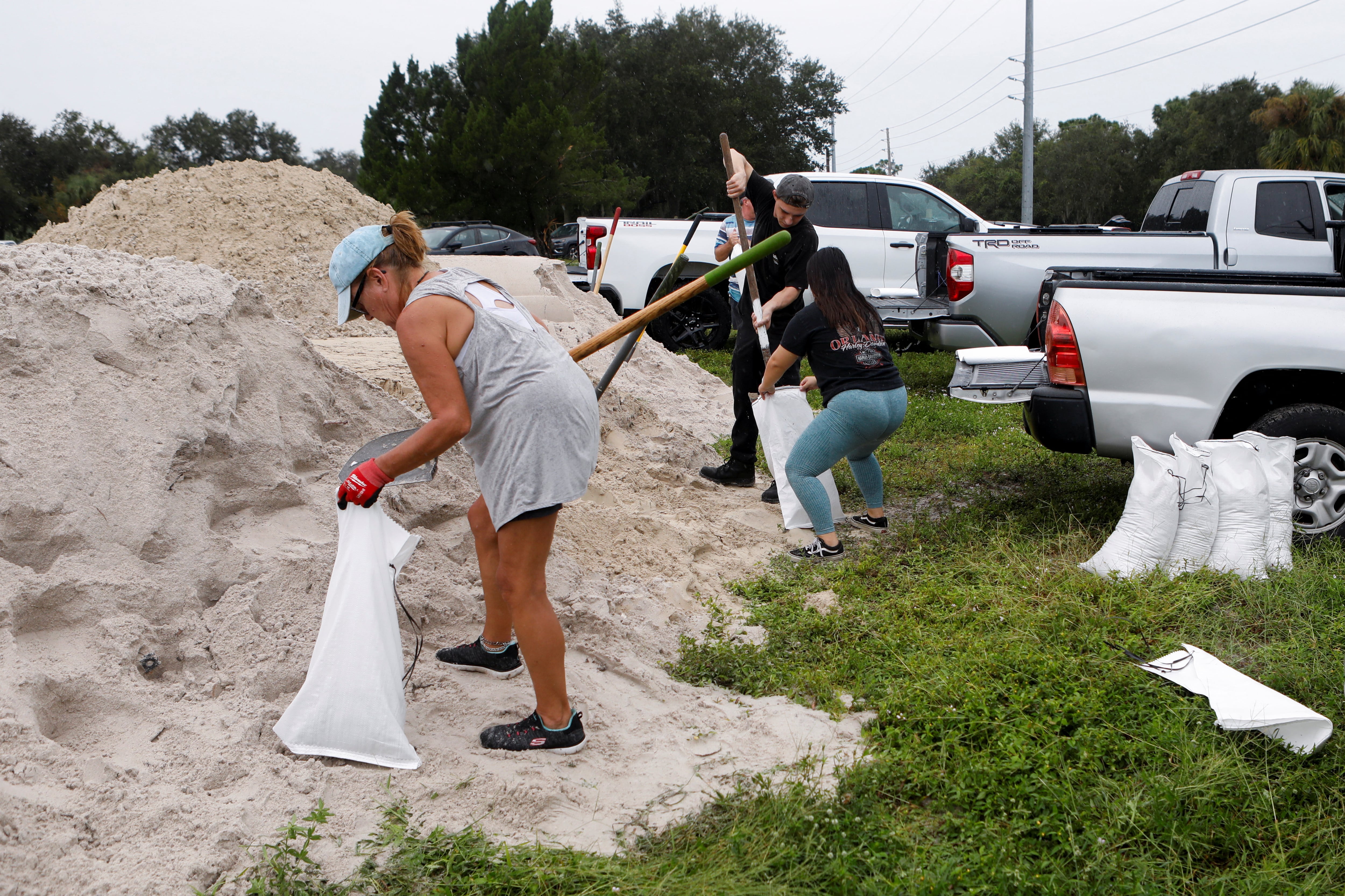 La población de Florida empieza a prepararse ante la posible llegada de Milton como huracán esta semana (REUTERS/Octavio Jones)