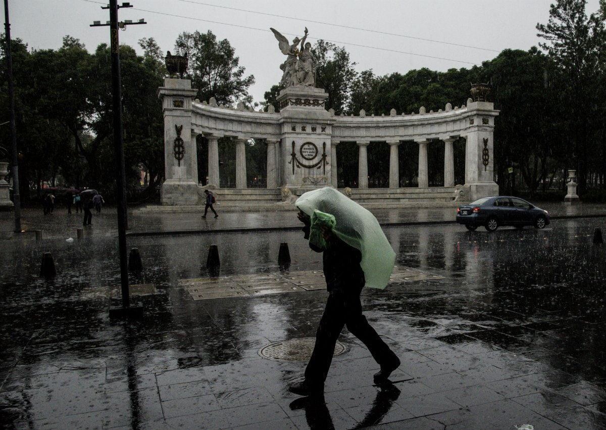  La temperatura que hay en la CDMX oscila entre los 22 y 27 grados. (CUARTOSCURO)