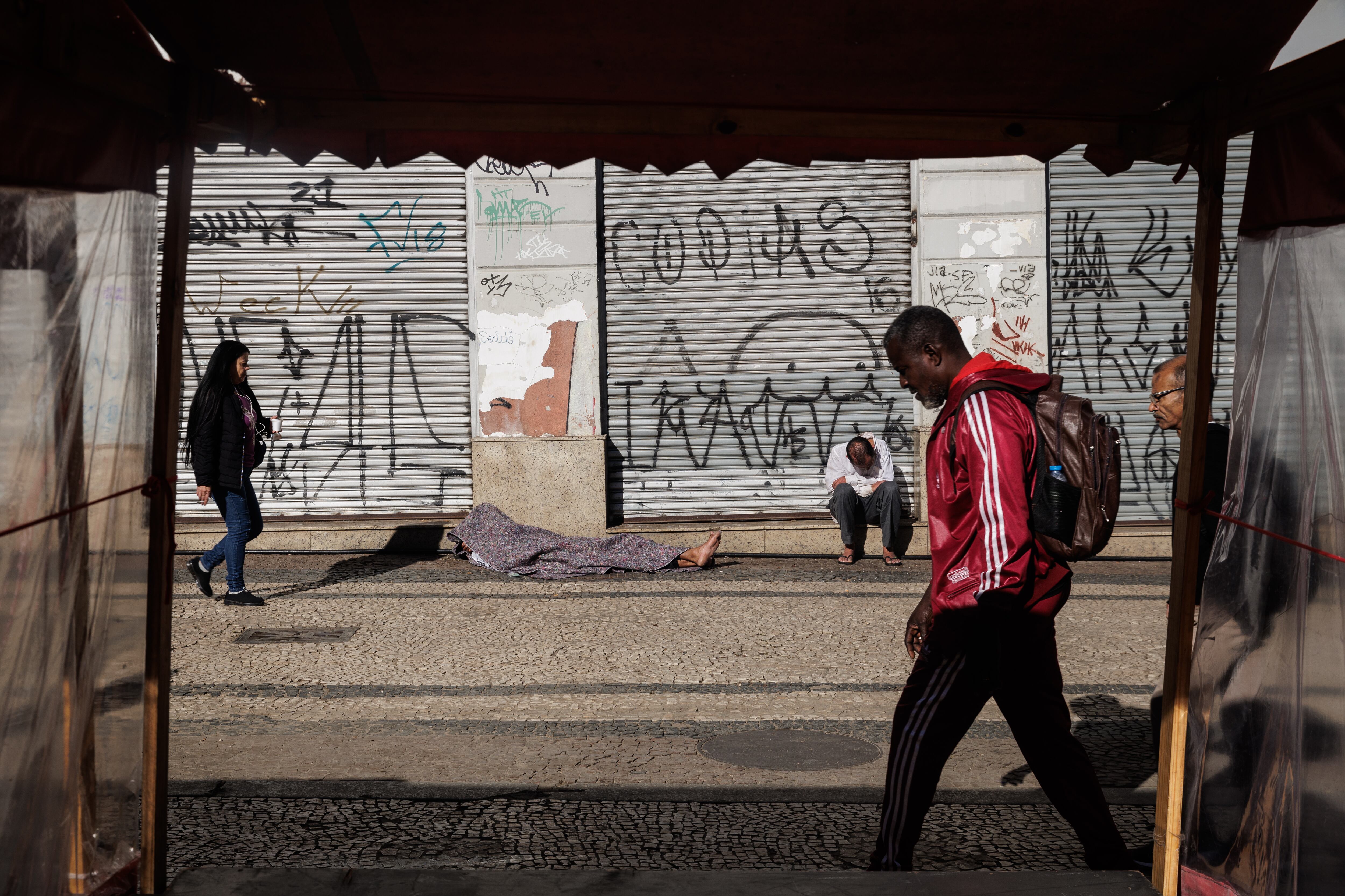 Desde el año 2019 los habitantes de calle han aumentado por lo menos un 150% - crédito Issac Fontana/EFE
