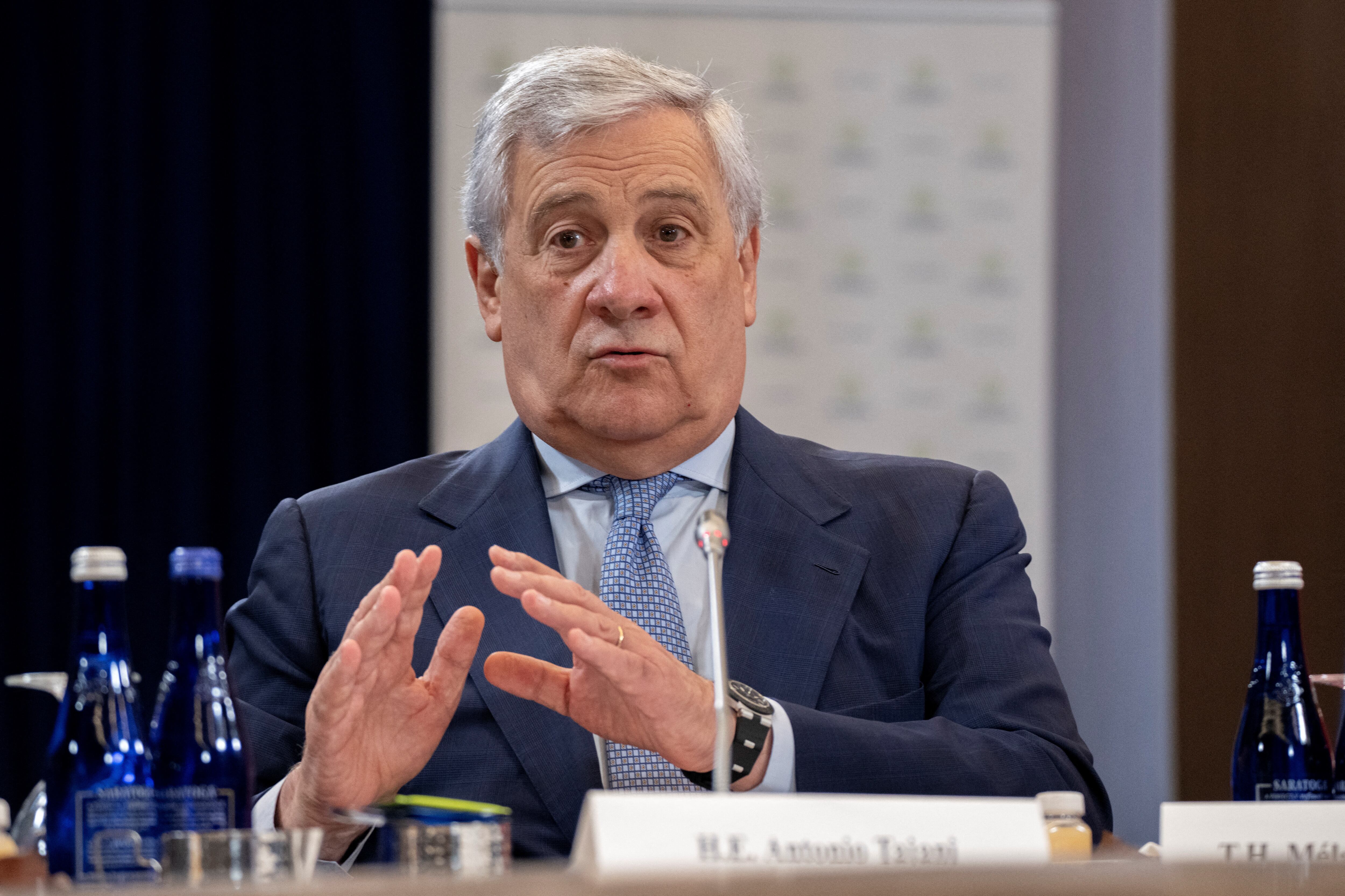 “Las libertades de intercambio, de comercio y de navegación son fundamentales para el comercio y el crecimiento global", se refirió Tajani (REUTERS/Ken Cedeno)