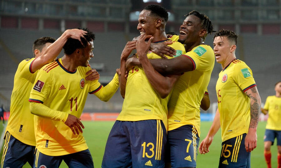 La Selección Colombia enfrenta a la Selección de Perú en las Eliminatorias Copa del Mundo Estadio Nacional del Perú. (Cortesía - FCF)