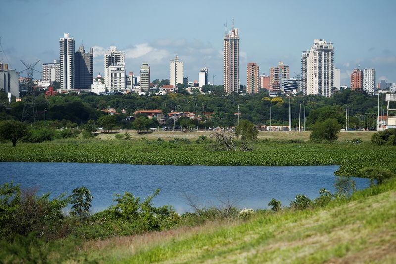 Vista del horizonte en Asunción, Paraguay (Reuters)