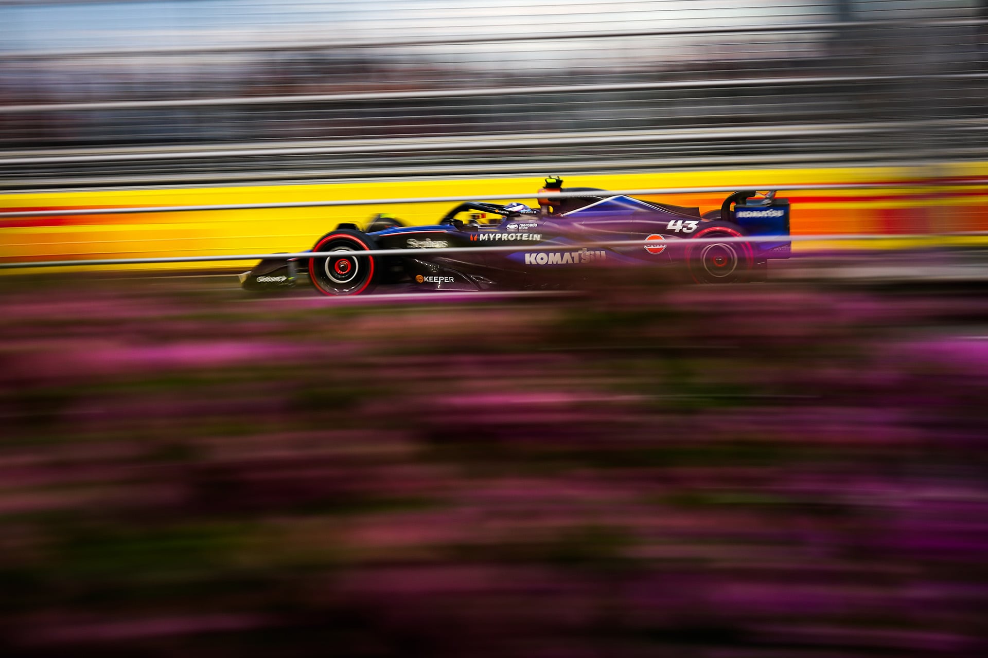 Colapinto en la qualy nocturna de la formula 1