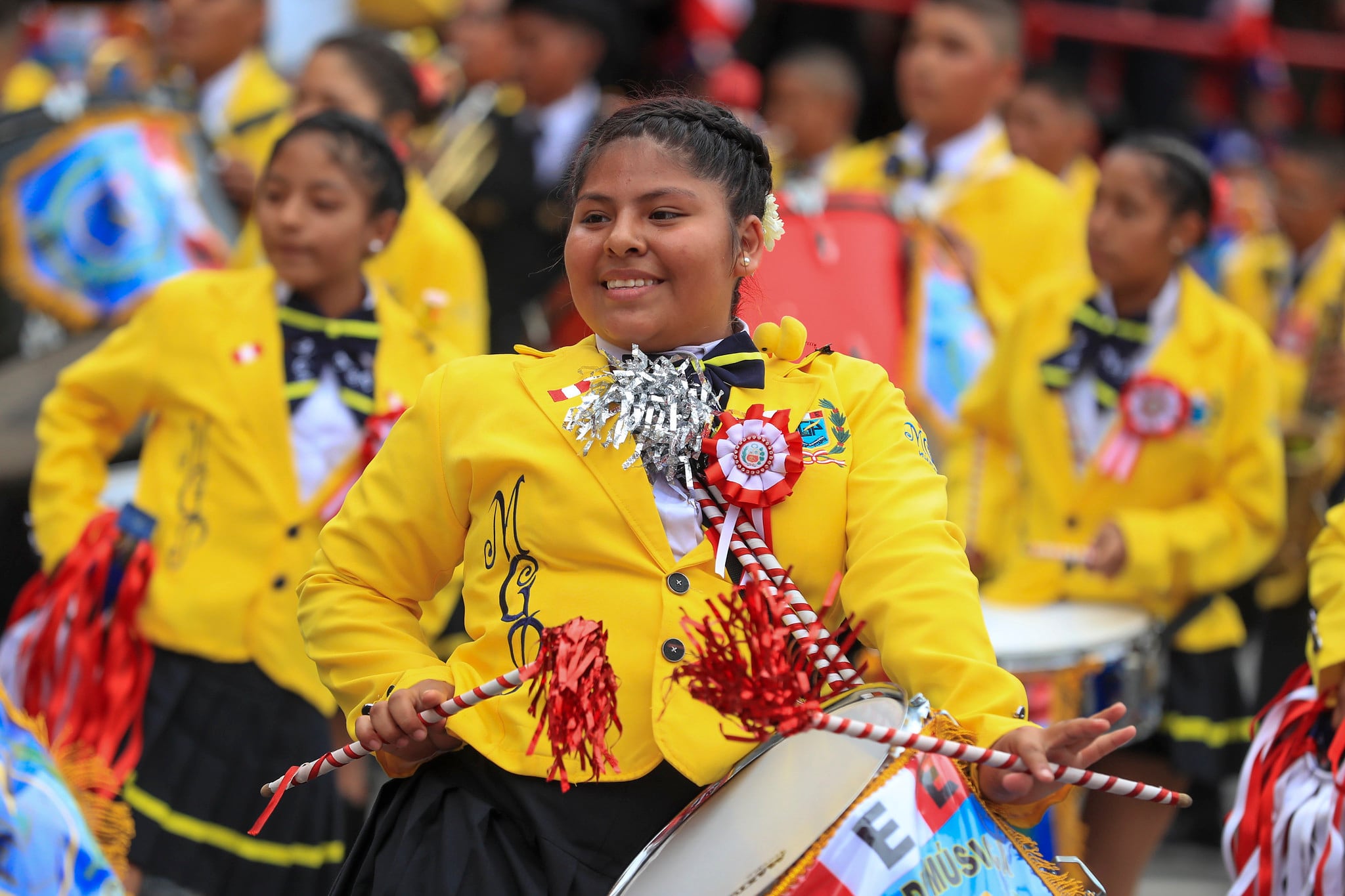 Colegios emblemáticos de Huaycán se lucieron en su paso por la Gran Parada Militar | Presidencia Perú / Flickr