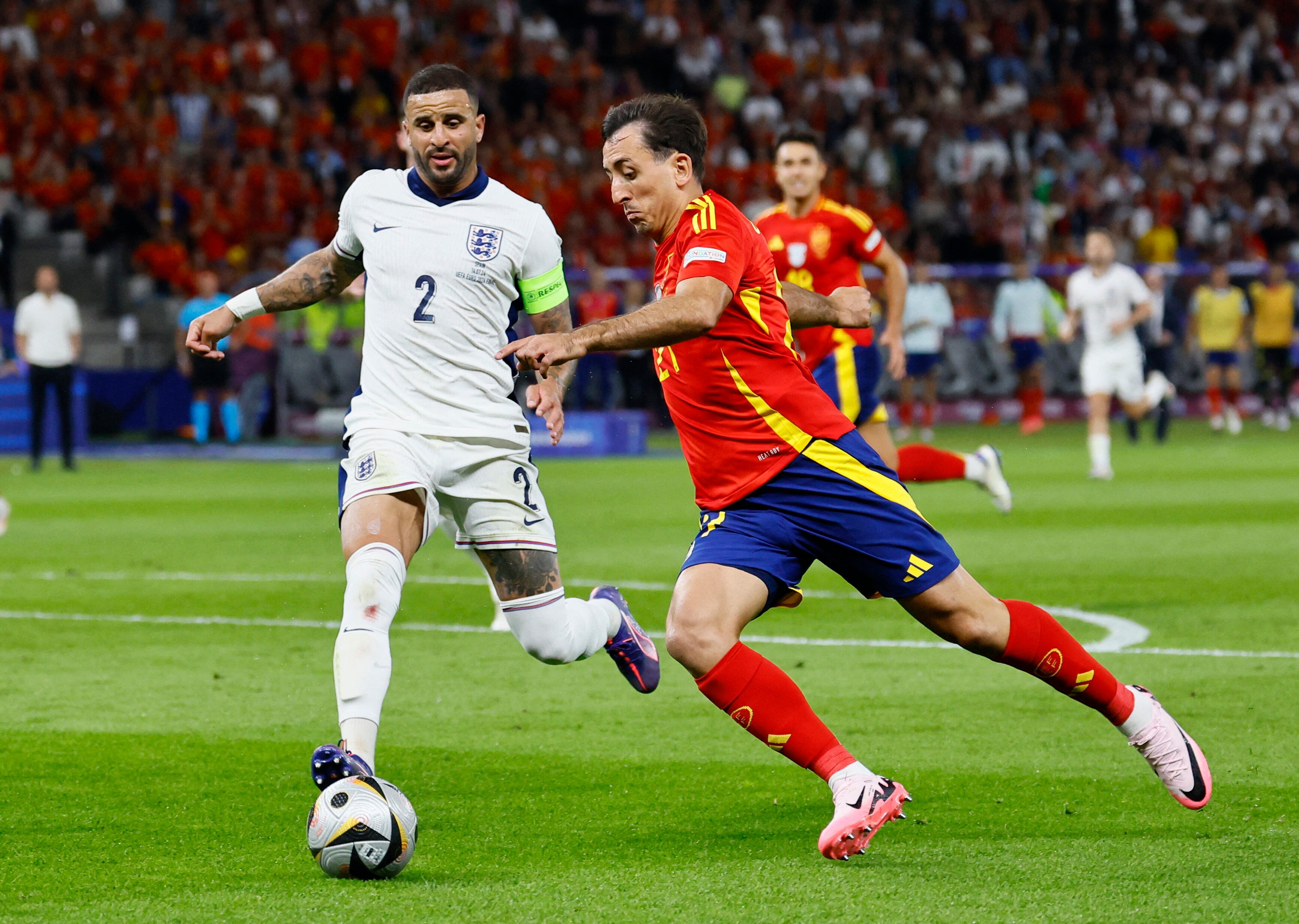 España marca en los últimos minutos con un gol de Mikel Oyarzabal (REUTERS/Wolfgang Rattay)