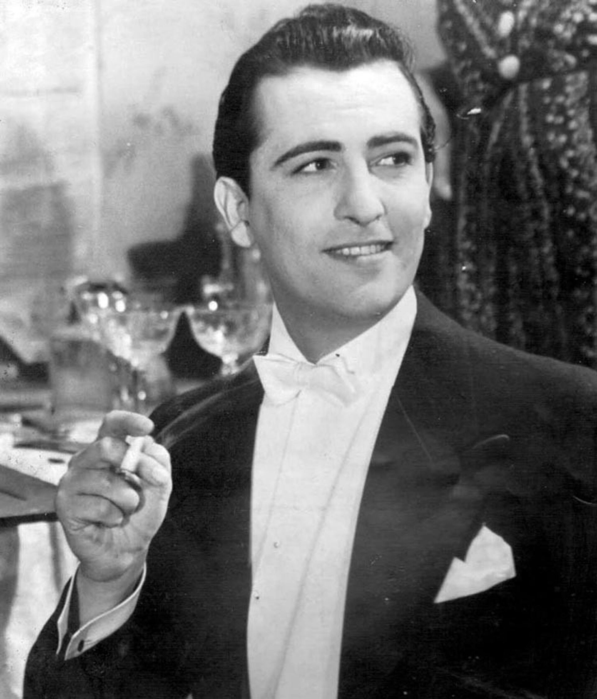 Hugo del Carril, reconocido cantante, actor y director de cine, la cantó desde los balcones de la Casa Rosada el 17 de octubre de 1949 