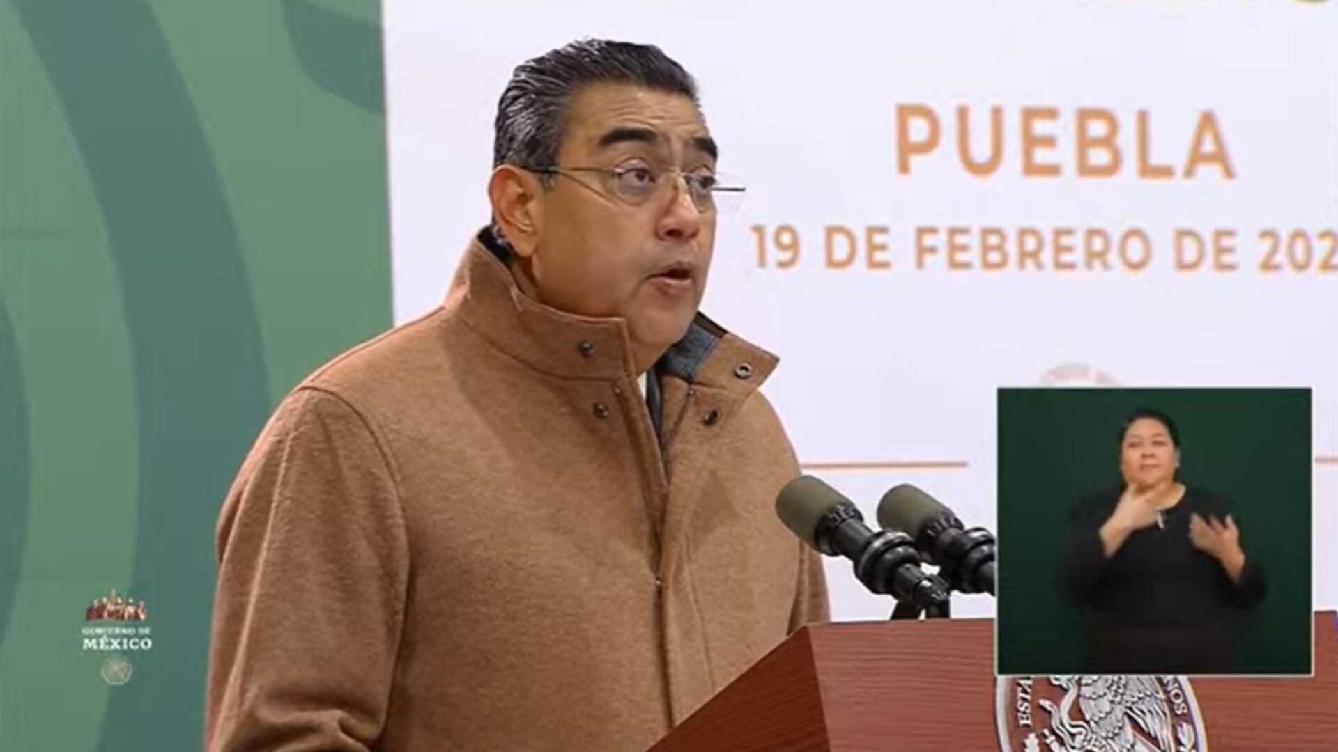 Gobernador de Puebla, Sergio Salomón Céspedes, en la conferencia mañanera de este lunes 19 de febrero