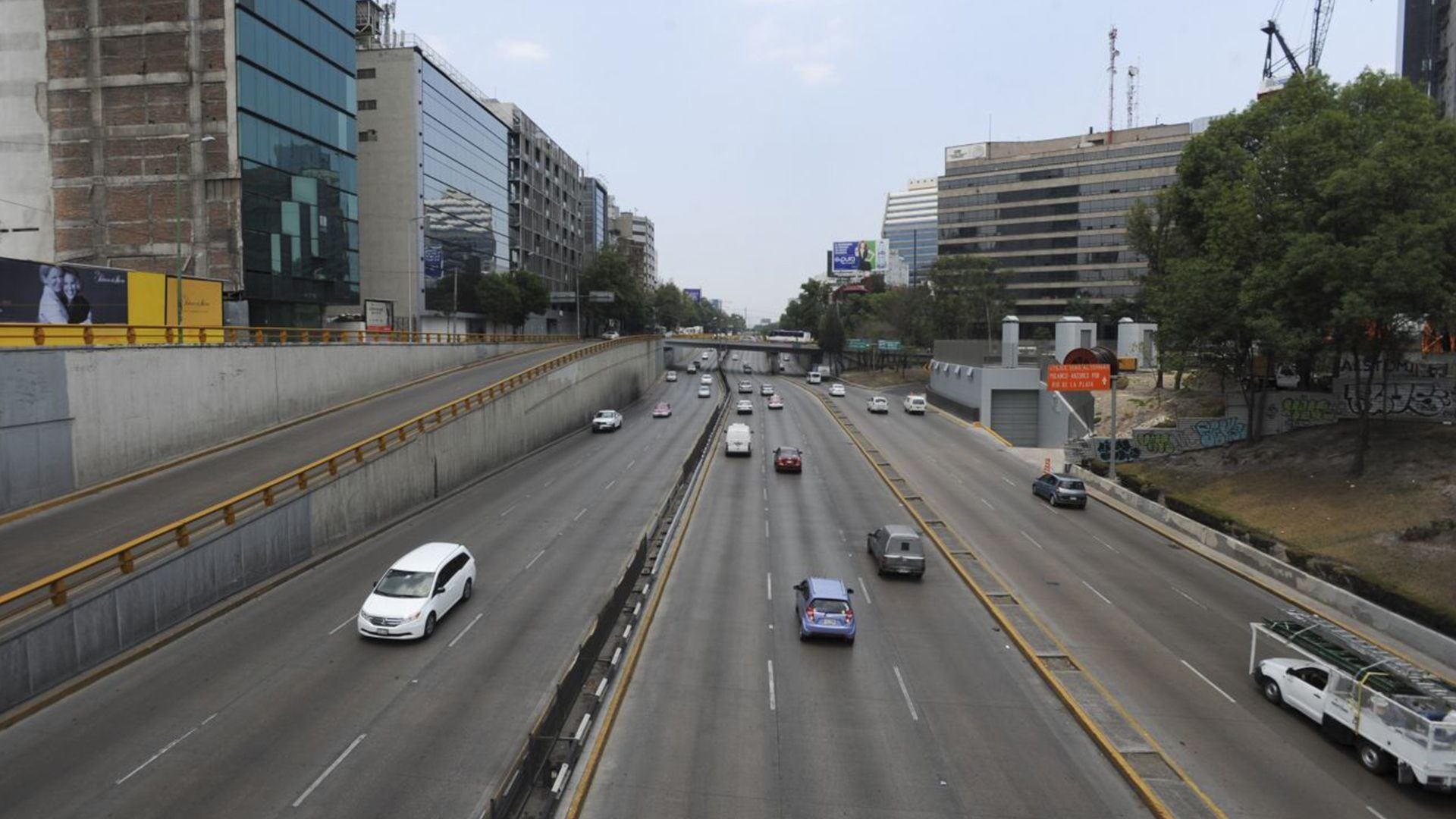 El Hoy No Circula Sabatino se define según el holograma y el último dígito de la placa de los autos (Cuartoscuro)