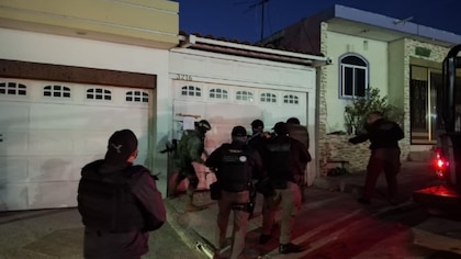 Golpe al Cártel de Sinaloa: Marina asegura seis casas donde se producían drogas sintéticas y detiene a nueve personas en Culiacán