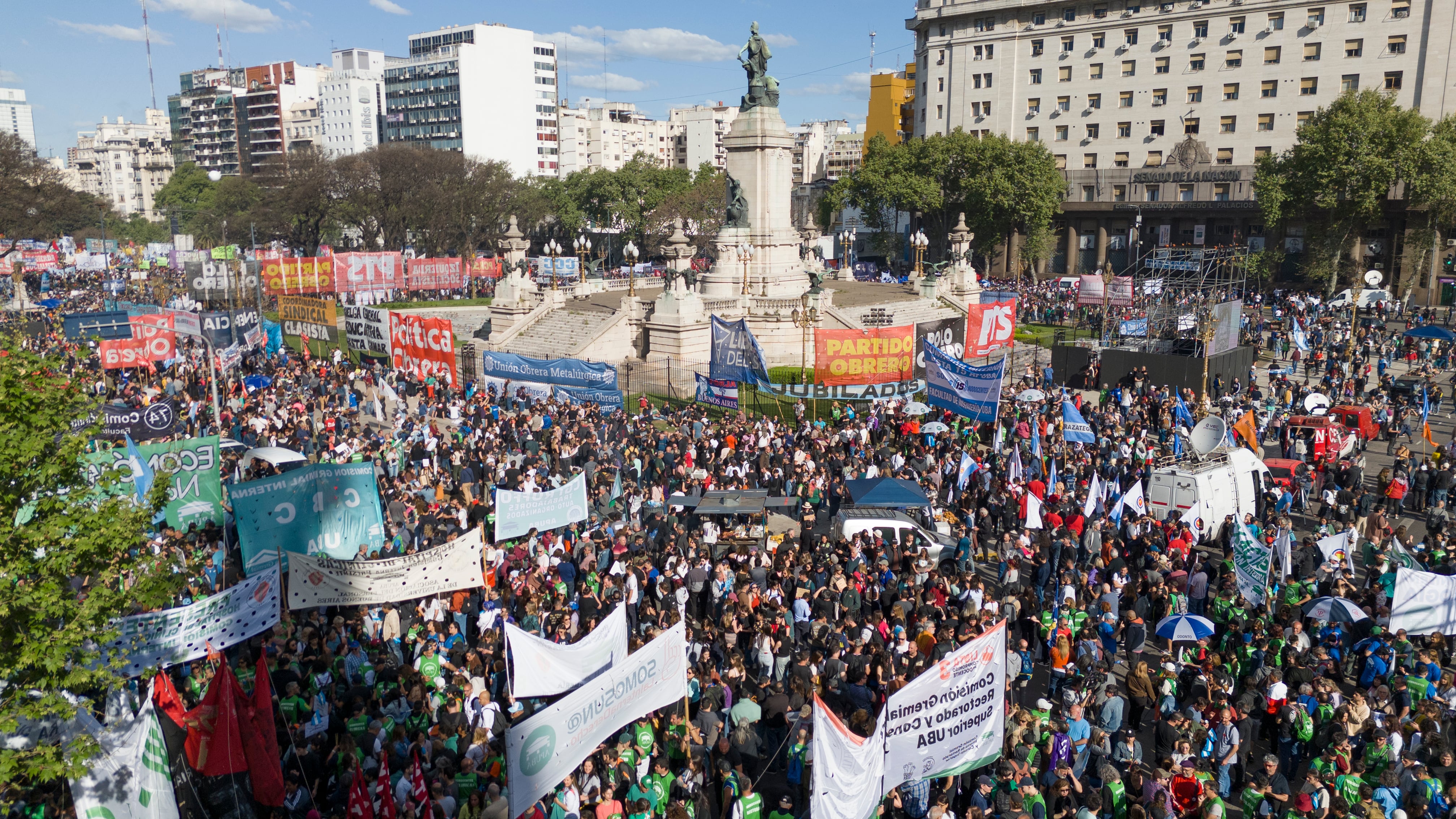 Marcha universitaria - Drone