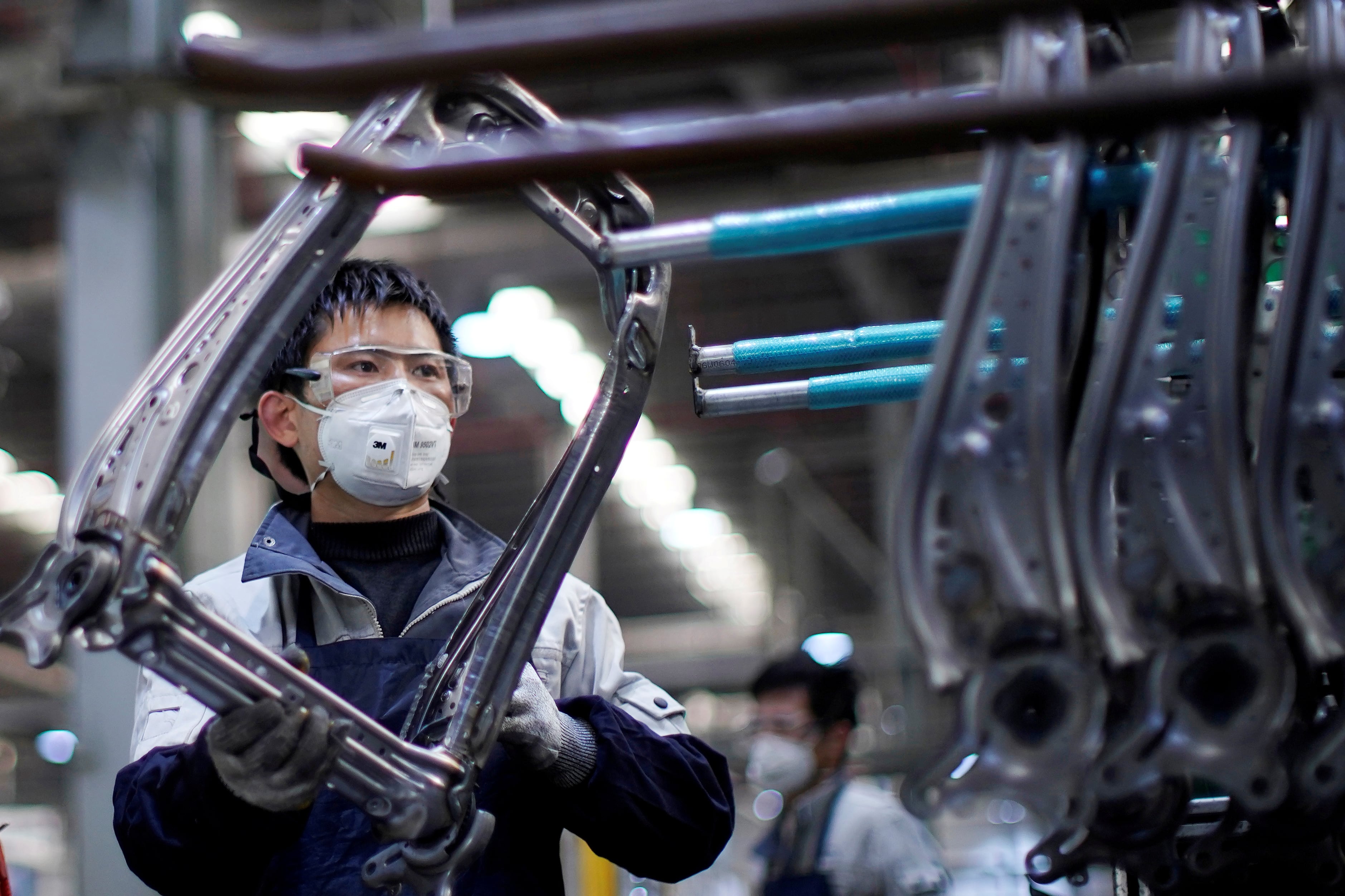 La mano de obra de la industria automotriz china tiene un costo entre ocho y diez veces menor que en los países europeos que producen automóviles (REUTERS/Aly Song/File Photo)