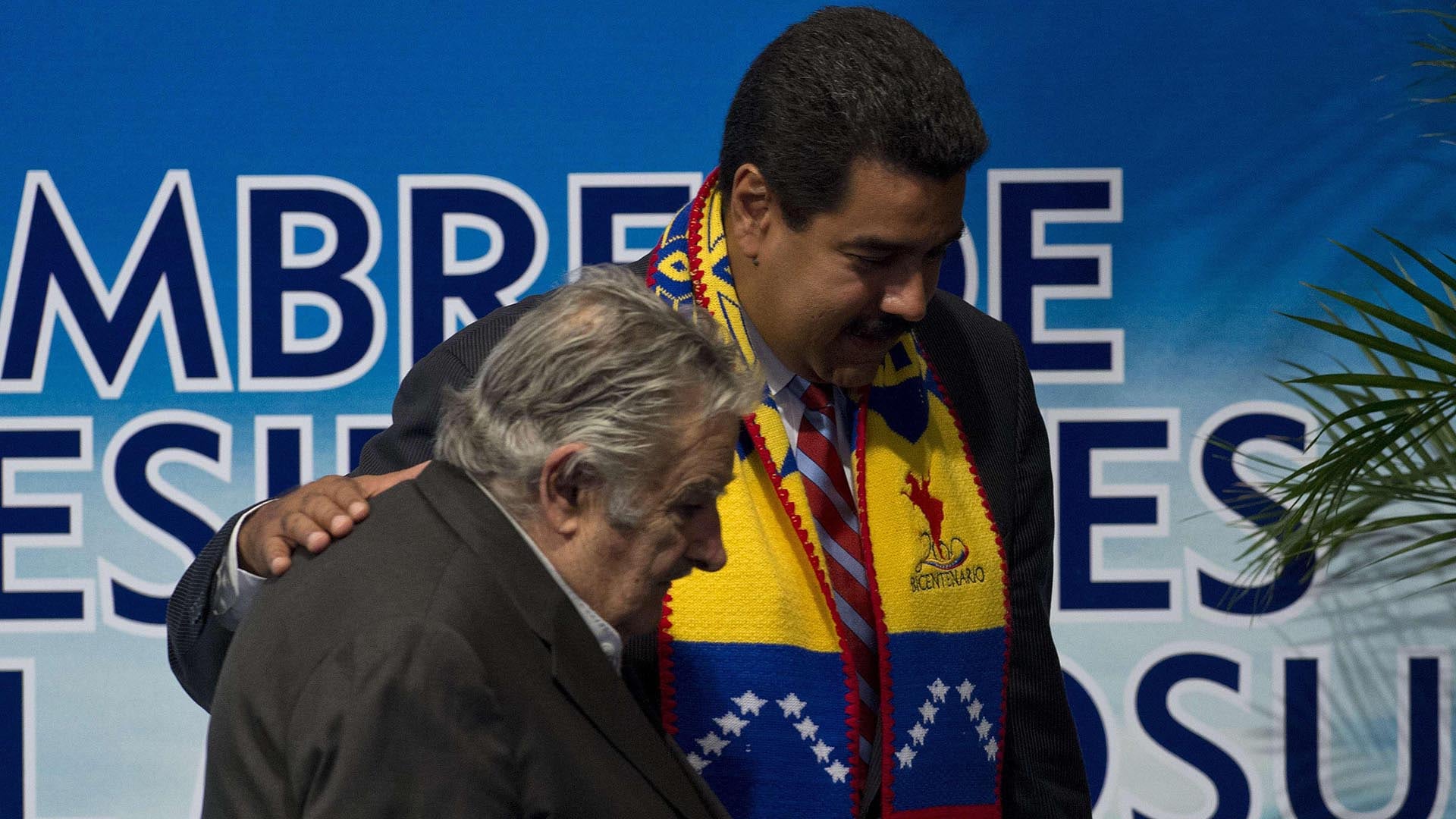 Mujica junto a Nicolás Maduro (NA)