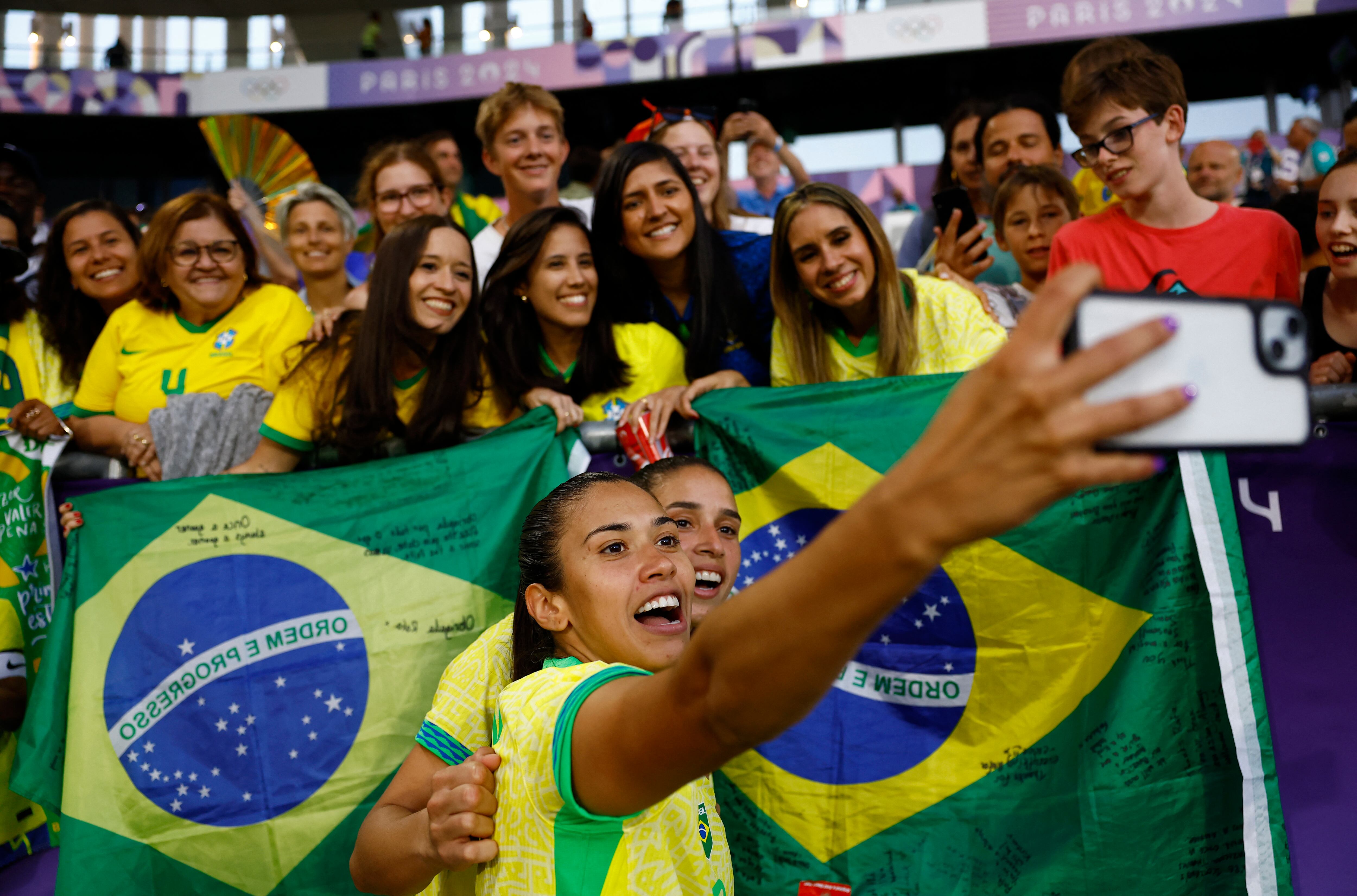 La selección brasileña de fútbol femenina venció en su primer partido a Nigeria por 1 a 0 (REUTERS/Susana Vera)