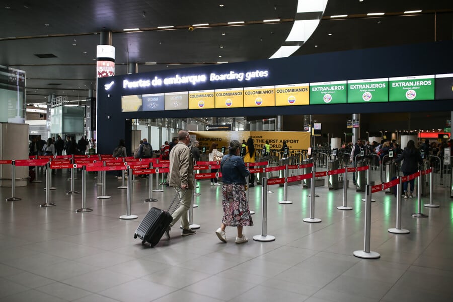 Aeropuerto El Dorado-Migración-Colombia