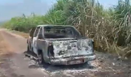 Los secuestradores quemaron la camioneta de la víctima. (Foto: Captura)