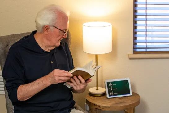 El asistente permite organizar el día de las personas mayores. (Foto: Amazon)