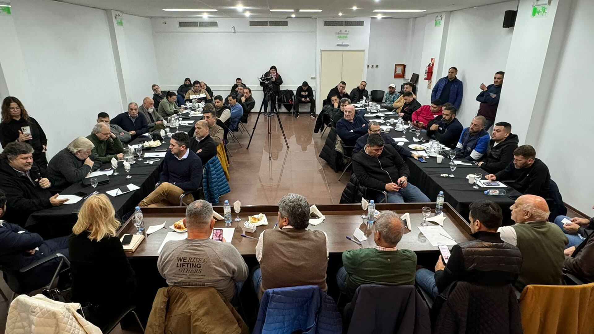 Pablo Moyano y Sergio Palazzo en la reunión de la CATT