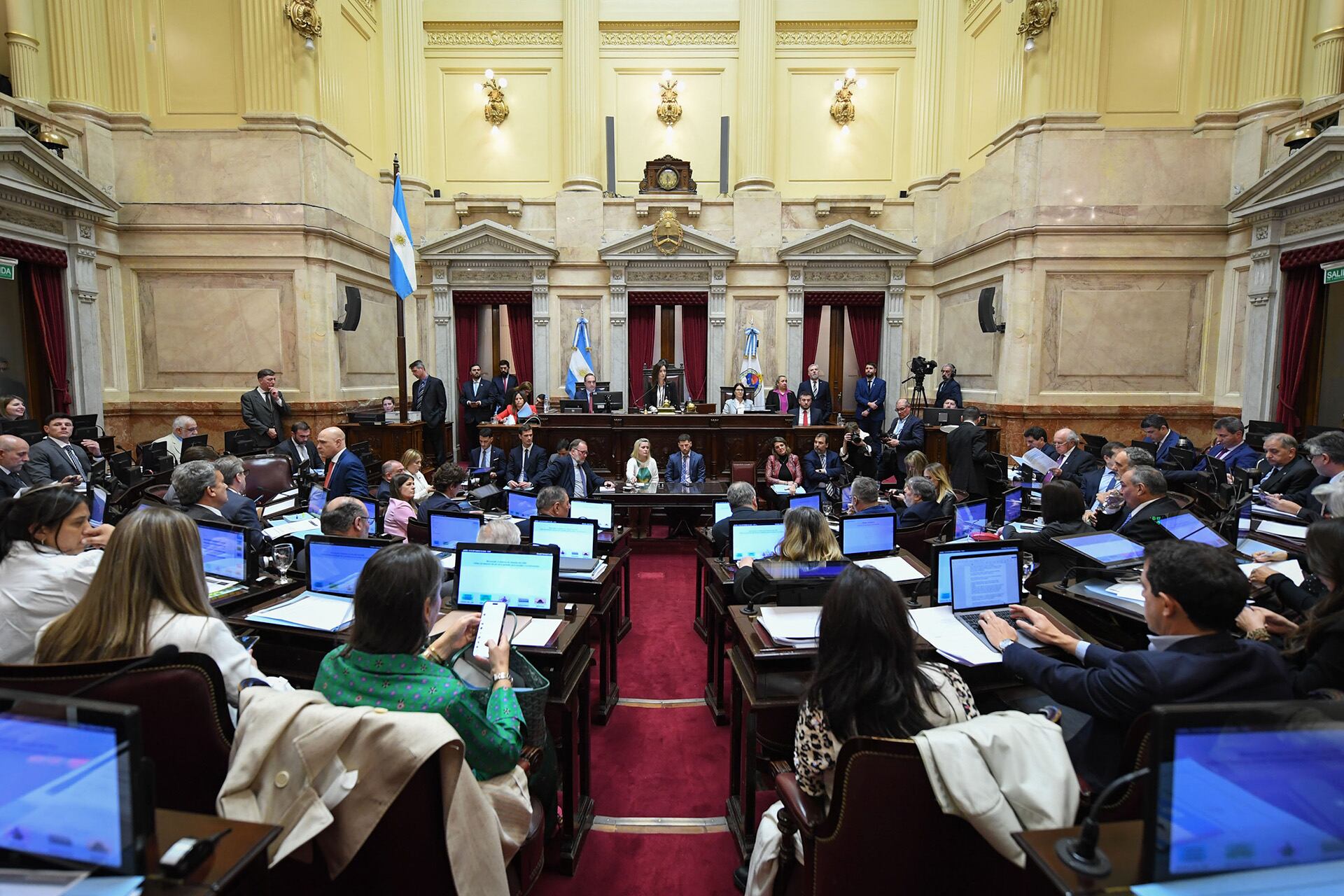 El Senado busca liberar la agenda antes del Presupuesto 2025: comisiones e intento de sesión