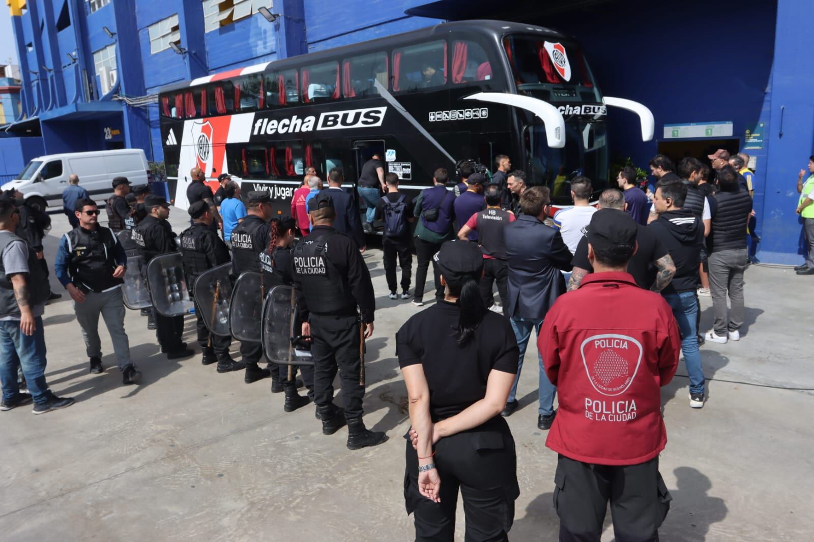 Operativo policial en el superclásico entre Boca y River