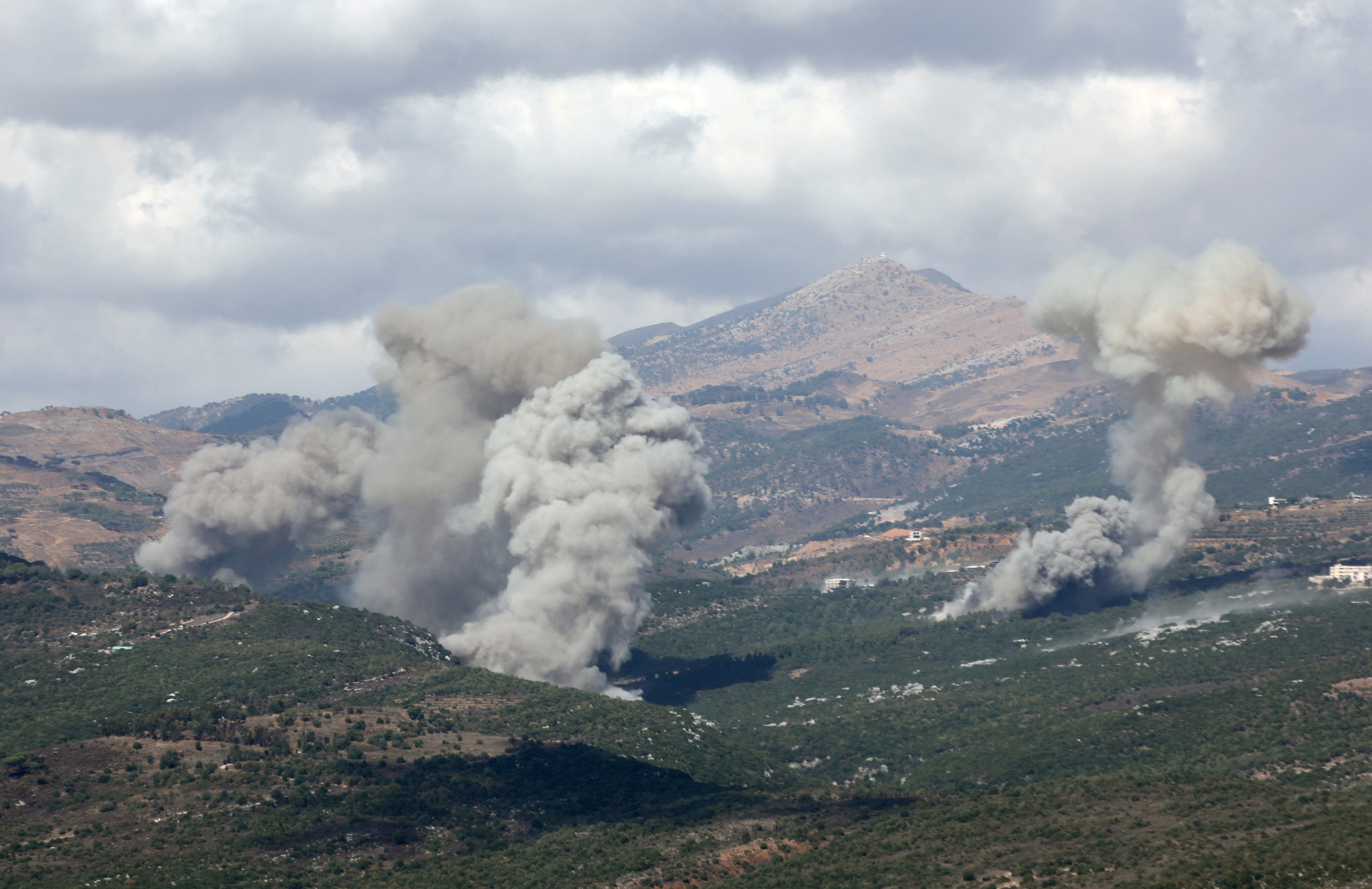 El Ejército de Israel interceptó los 24 cohetes lanzados por el grupo terrorista Hezbollah hacia el norte del país