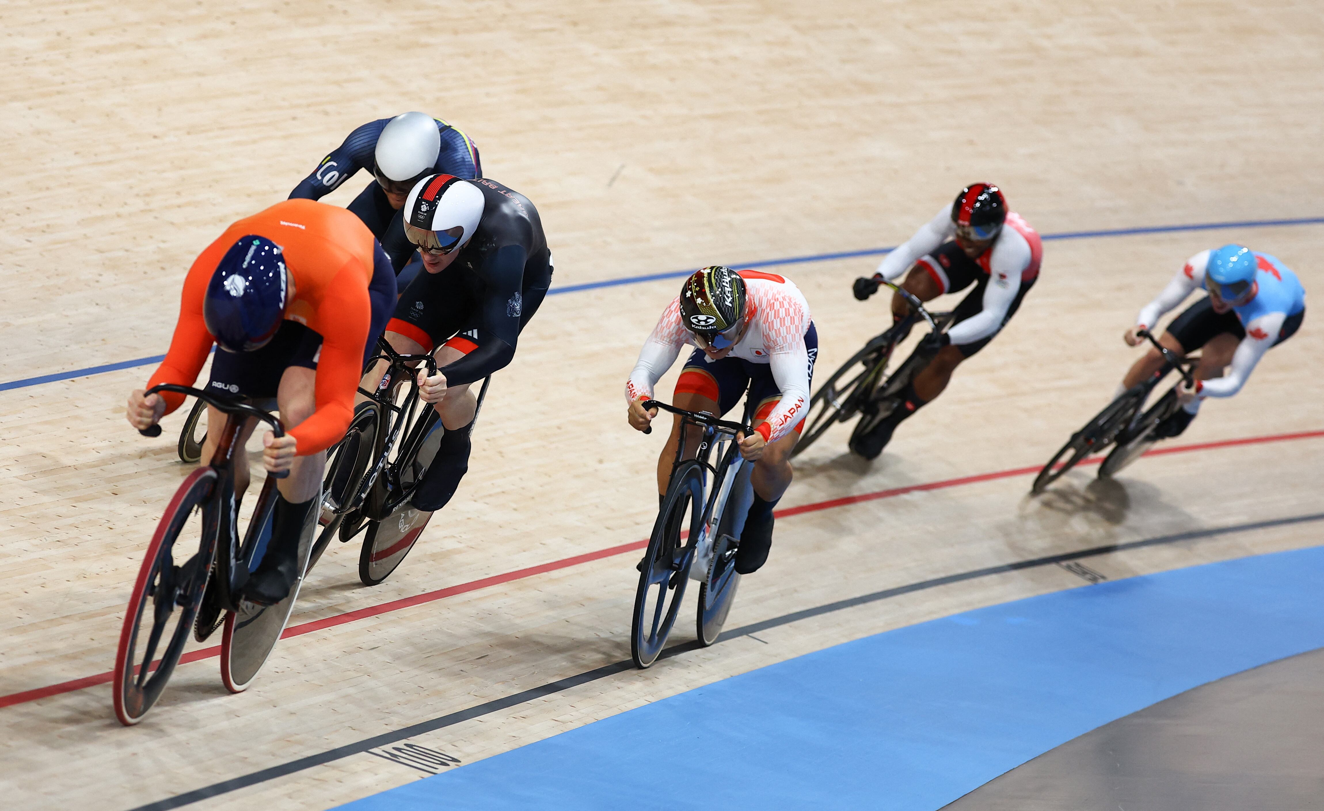 En un espectacular remate el barranquillero Cristián Ortega sigue en la pelea por una medalla en keirin. (Crédito: REUTERS / Agustin Marcarian)