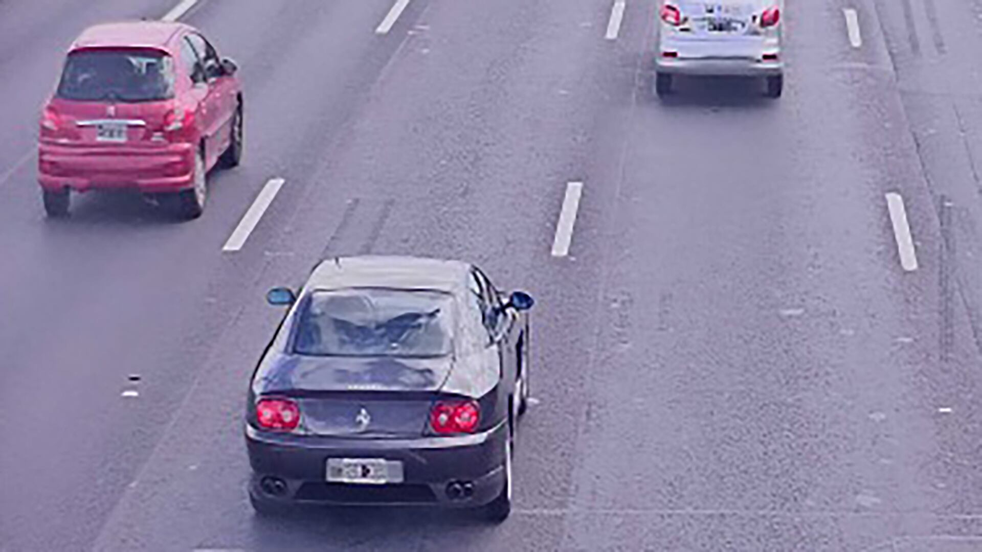 Conducción Temeraria A Bordo De Una Ferrari En Avenida Lugones