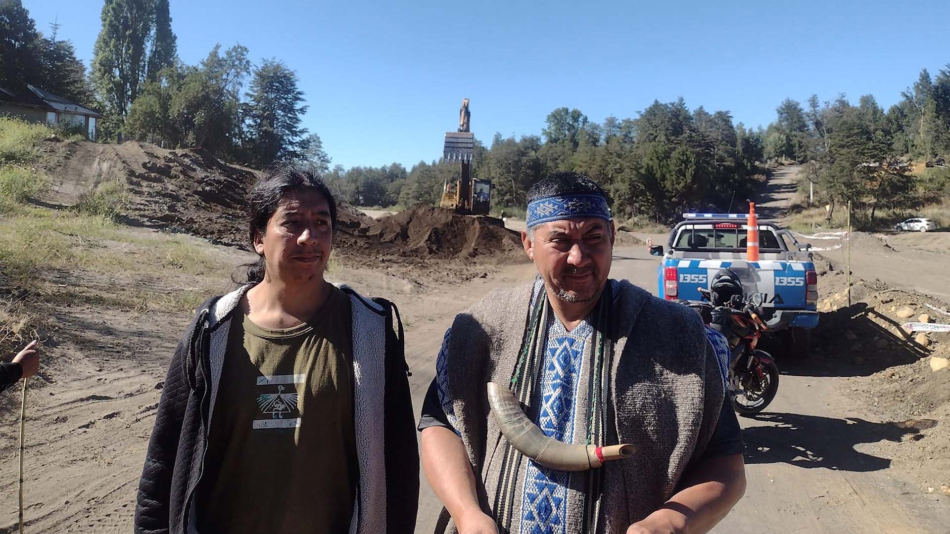 Mapuches bloquean la construcción de una ruta en Villa la Angostura