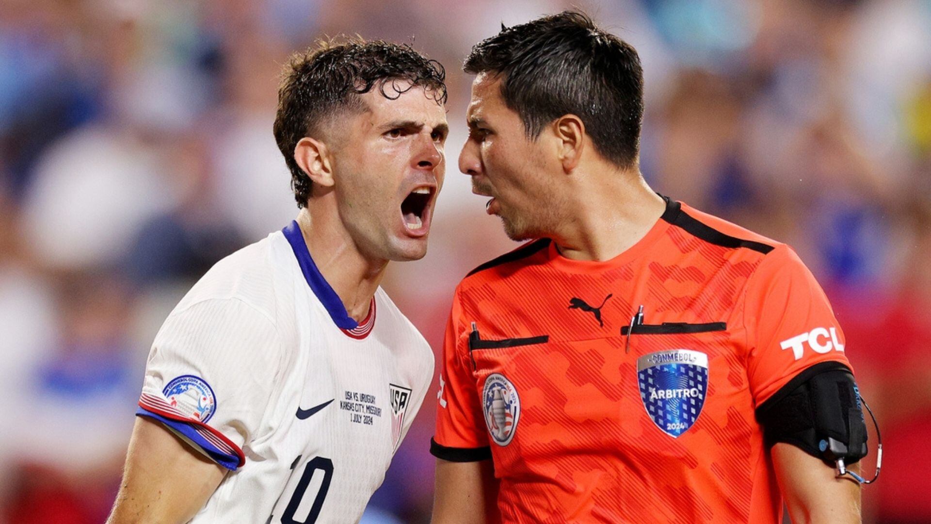 Christian Pulisic vio cosas "que, de verdad, no puedo creer" con respecto al arbitraje de Kevin Ortega. - Crédito: Getty Images