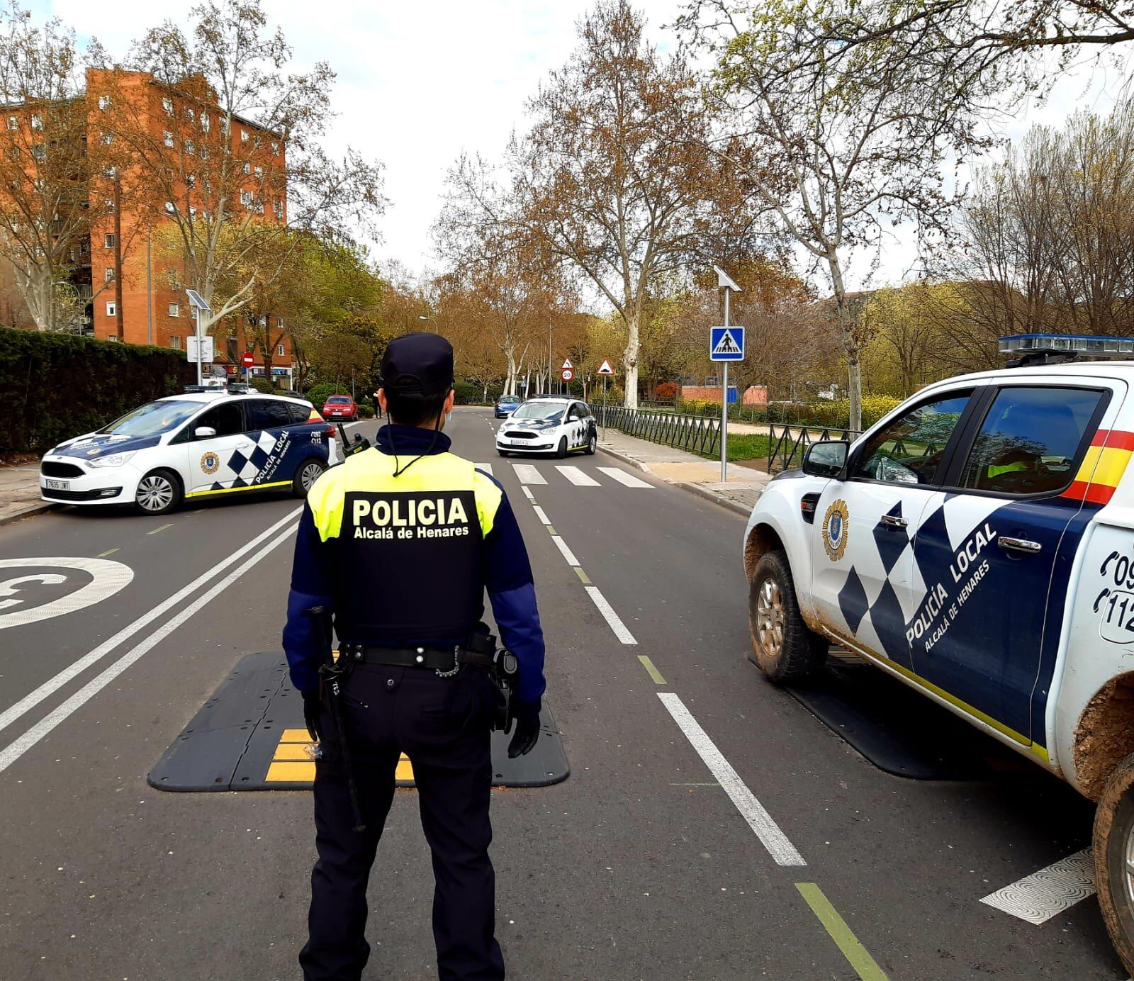 Un control de la Policía Local de Alcalá de Henares