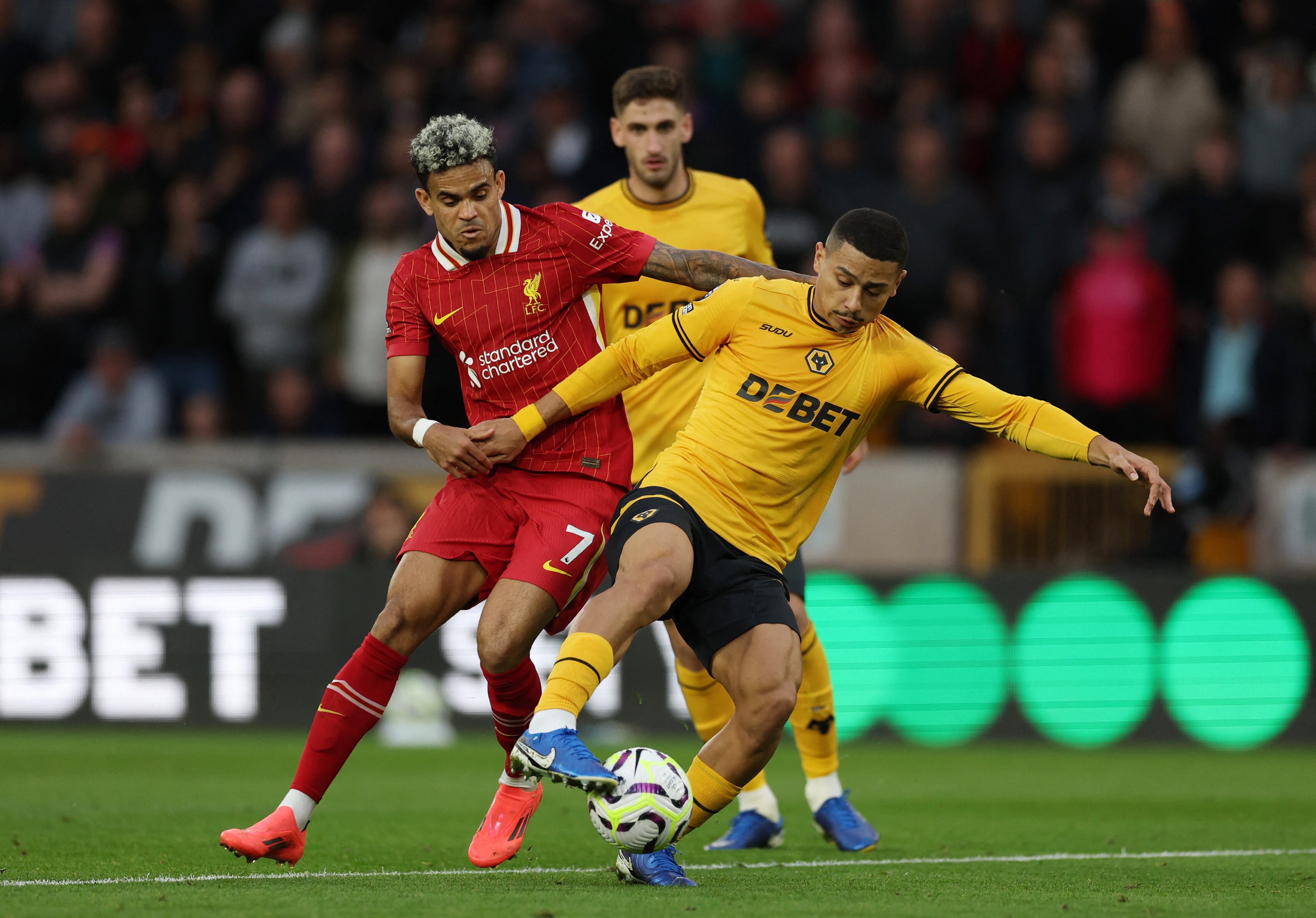 Luis Díaz espera quedar entre los goleadores de la Premier League en la presente temporada - crédito Paul Childs/Reuters