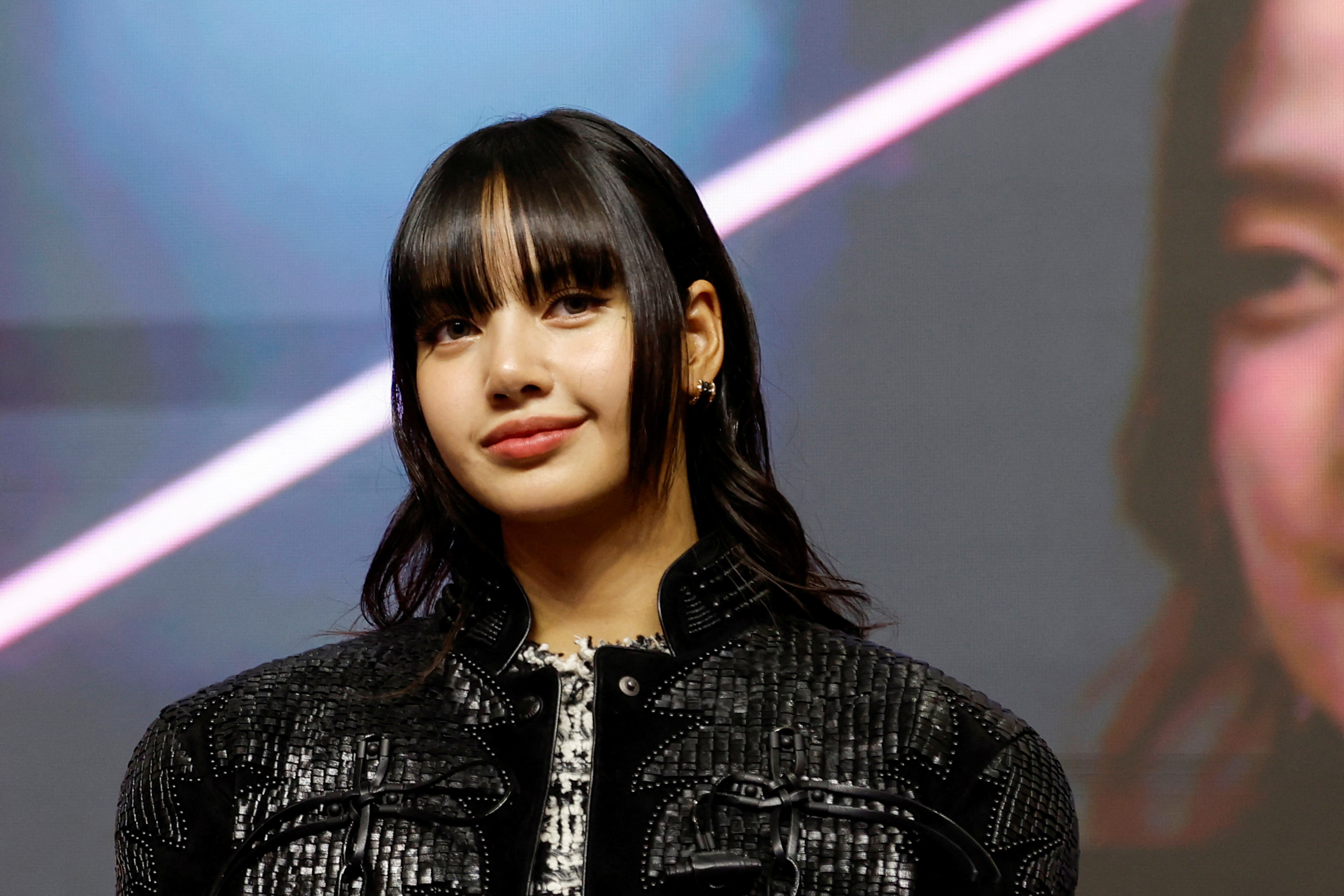 ‘Moonlit Floor’ de LISA domina el top de canciones de K-pop en iTunes Colombia