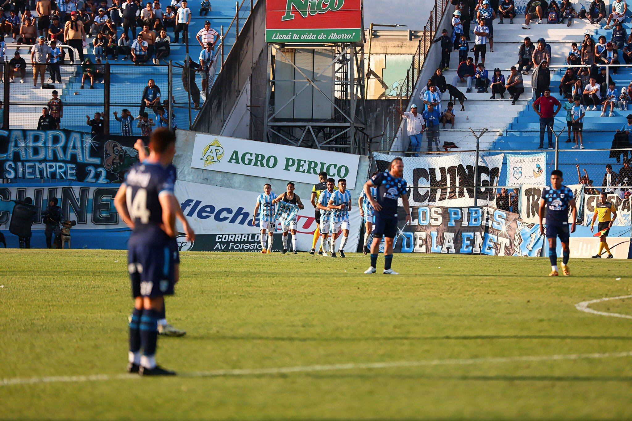 racing de córdoba oyola golazo