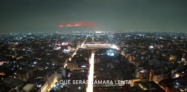 ¿Un OVNI en CDMX?  Esto es lo que sabemos sobre el extraño objeto luminoso que apareció cerca de la Torre Latinoamericana