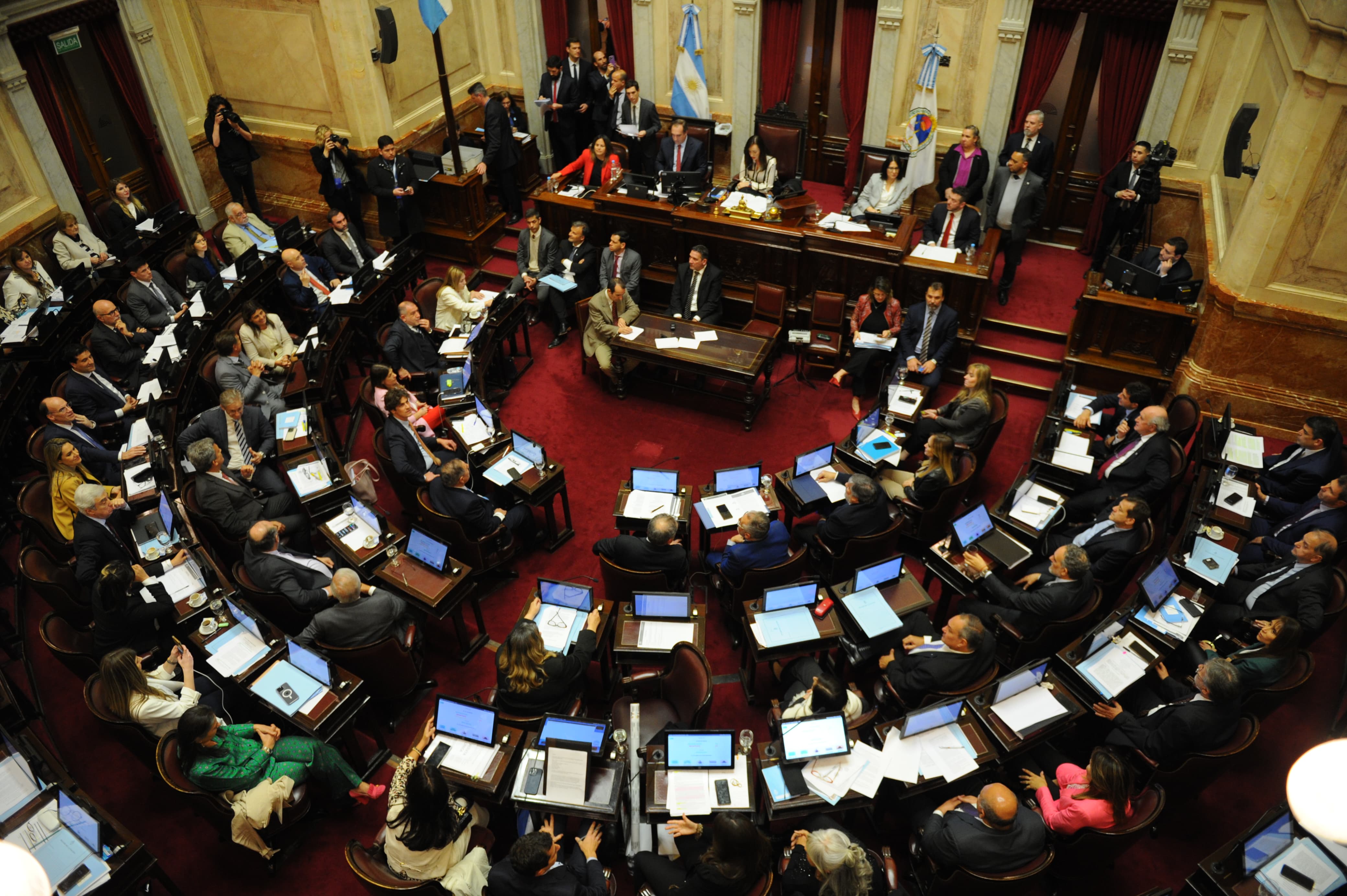 Debate de la ley de financiamiento universitario y la boleta única - Senado