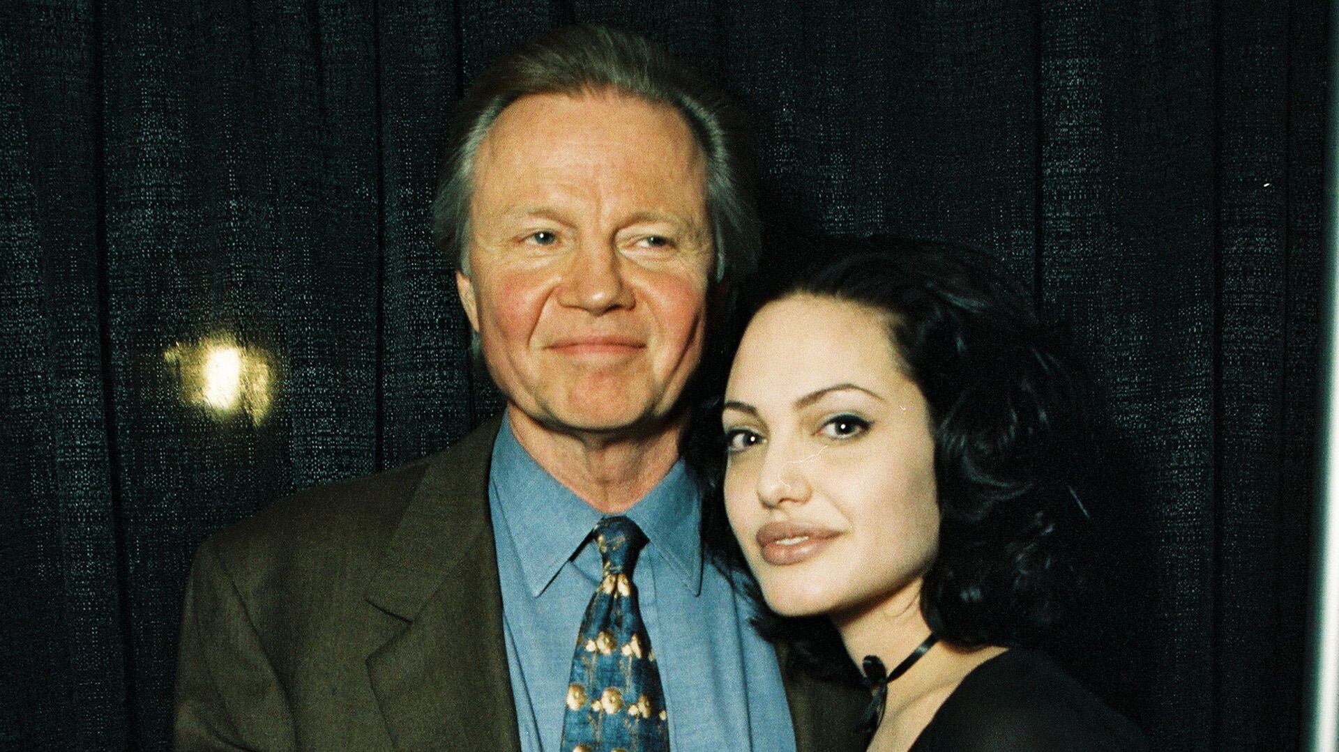 Angelina Jolie Jon Voight