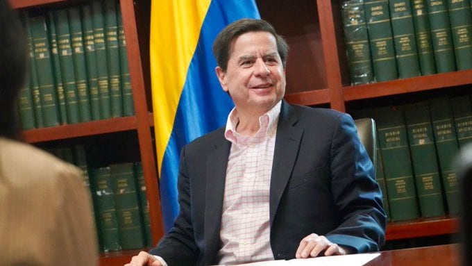 El ministro del Interior, Juan Fernando Cristo, respaldó la decisión del presidente Gustavo Petro - crédito @CristoBustos/X