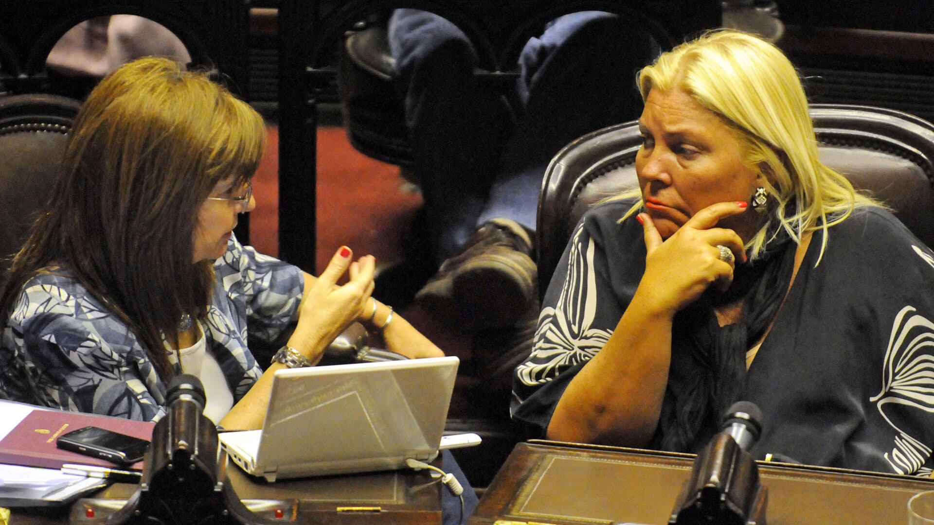 Bullrich y Carrió, en una imagen de otra época, cuando ambas ocuparon bancas en el Congreso Nacional (NA)