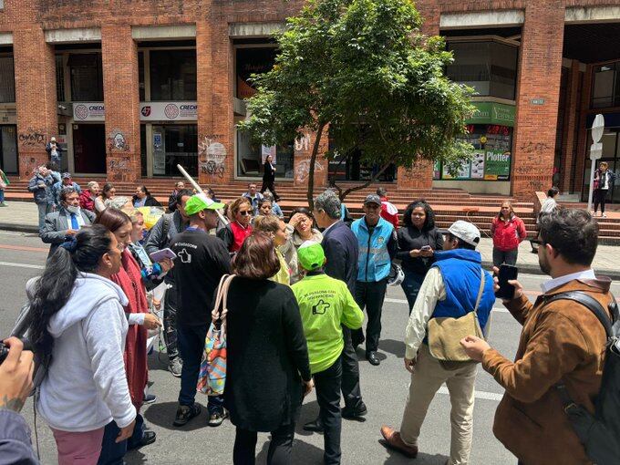 Por las manifestaciones, se adelantan desvíos por la calle 34 al oriente  - crédito @BogotaTransito/X