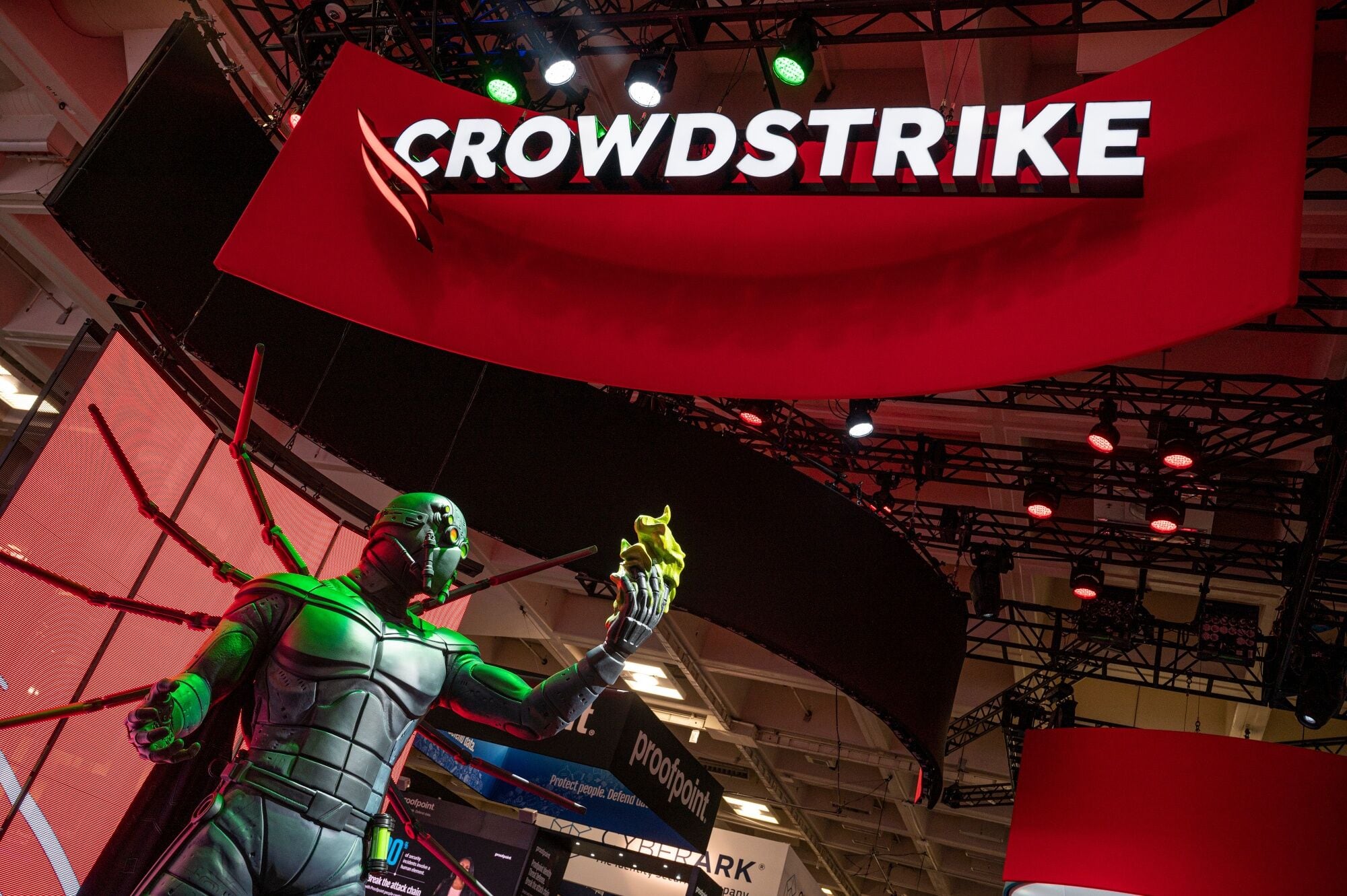 Crowdstrike admitió un problema con una actualización de sus sistemas (Bloomberg)