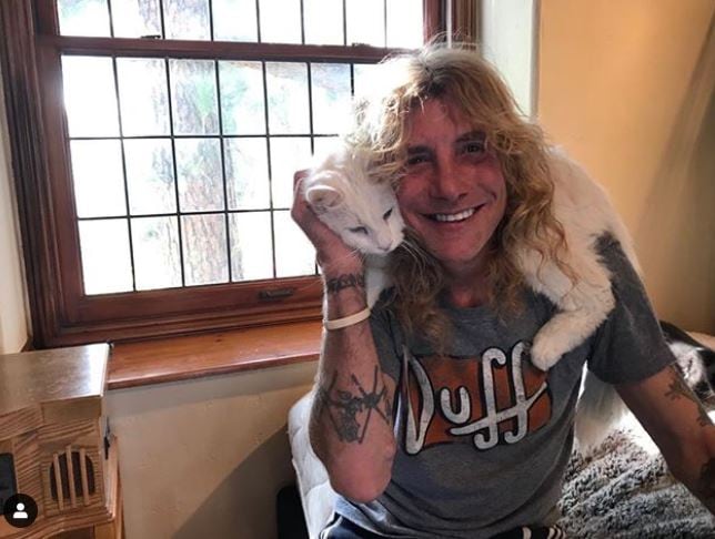 A pesar de todos los desafíos, Steven Adler ha logrado superar su adicción (Foto: Instagram)