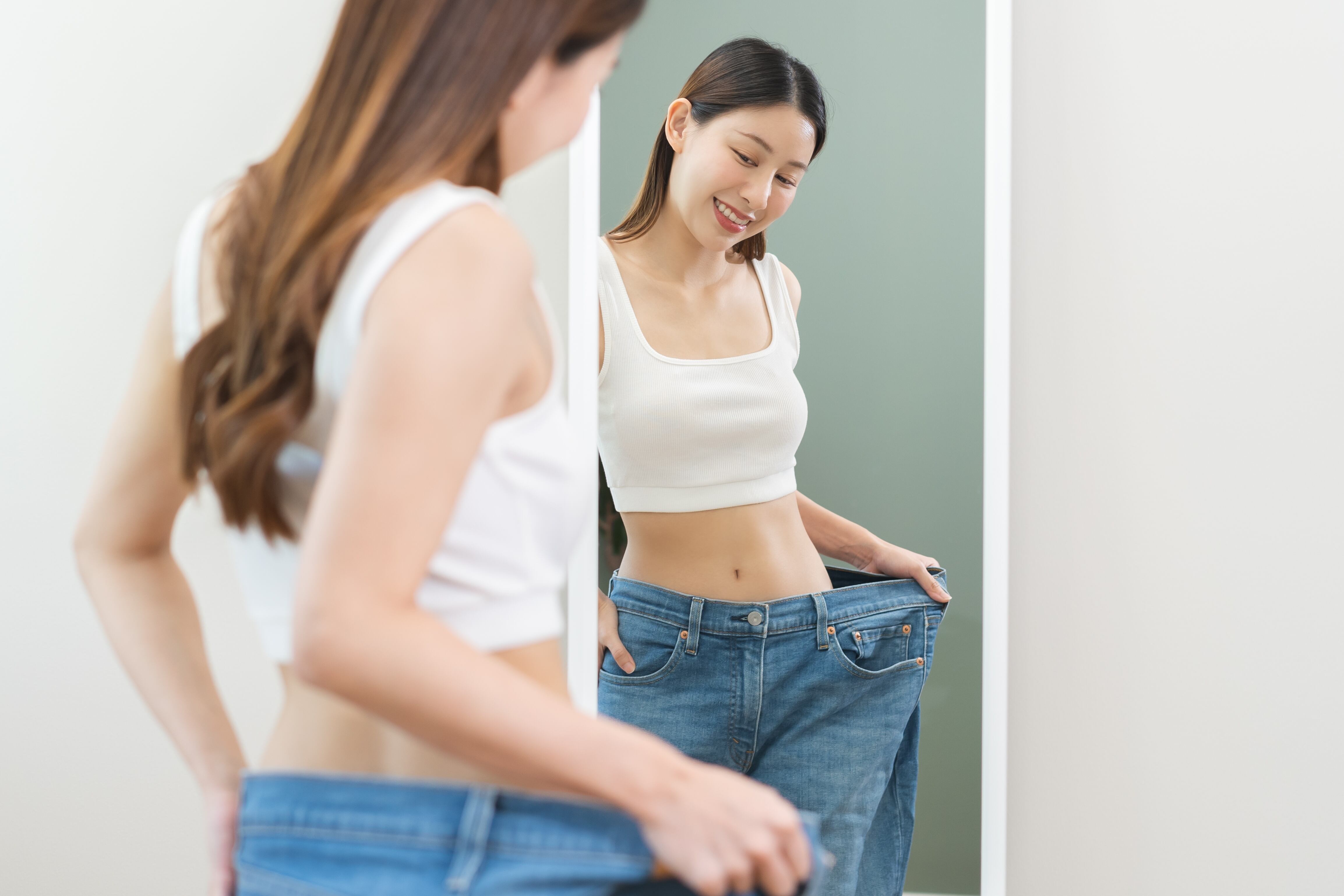 Pérdida de grasa, uno de los beneficios más destacados de la proteína de suero (ShutterStock España)